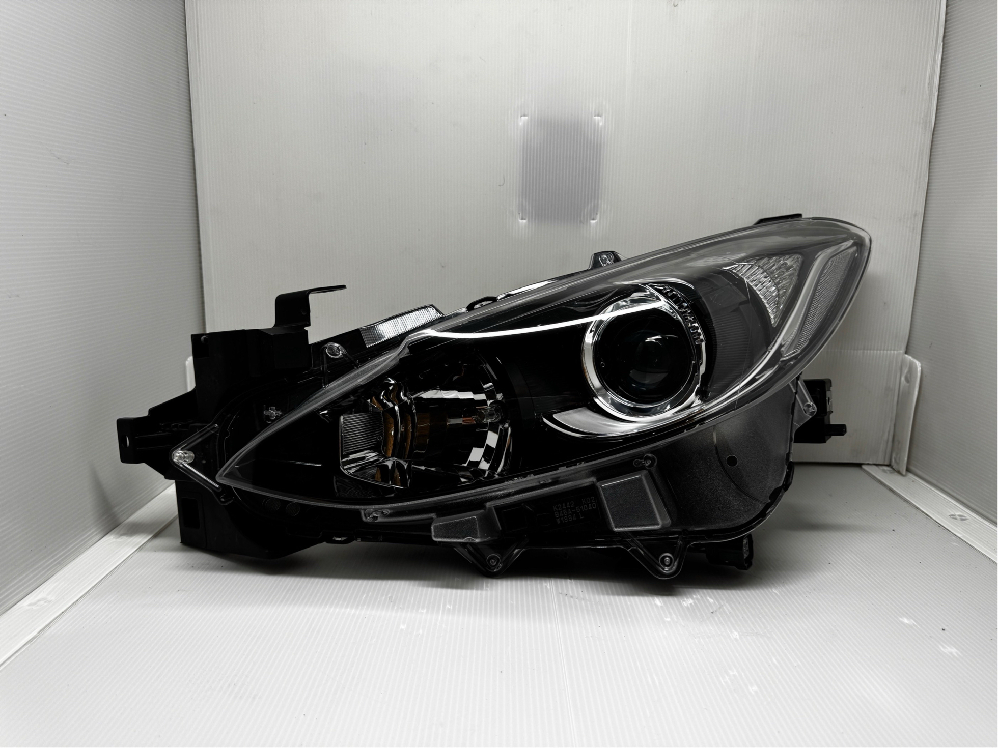 MAZDA 3 2014-2016 HALOGEN L.H.S HEADLIGHT GENUINE