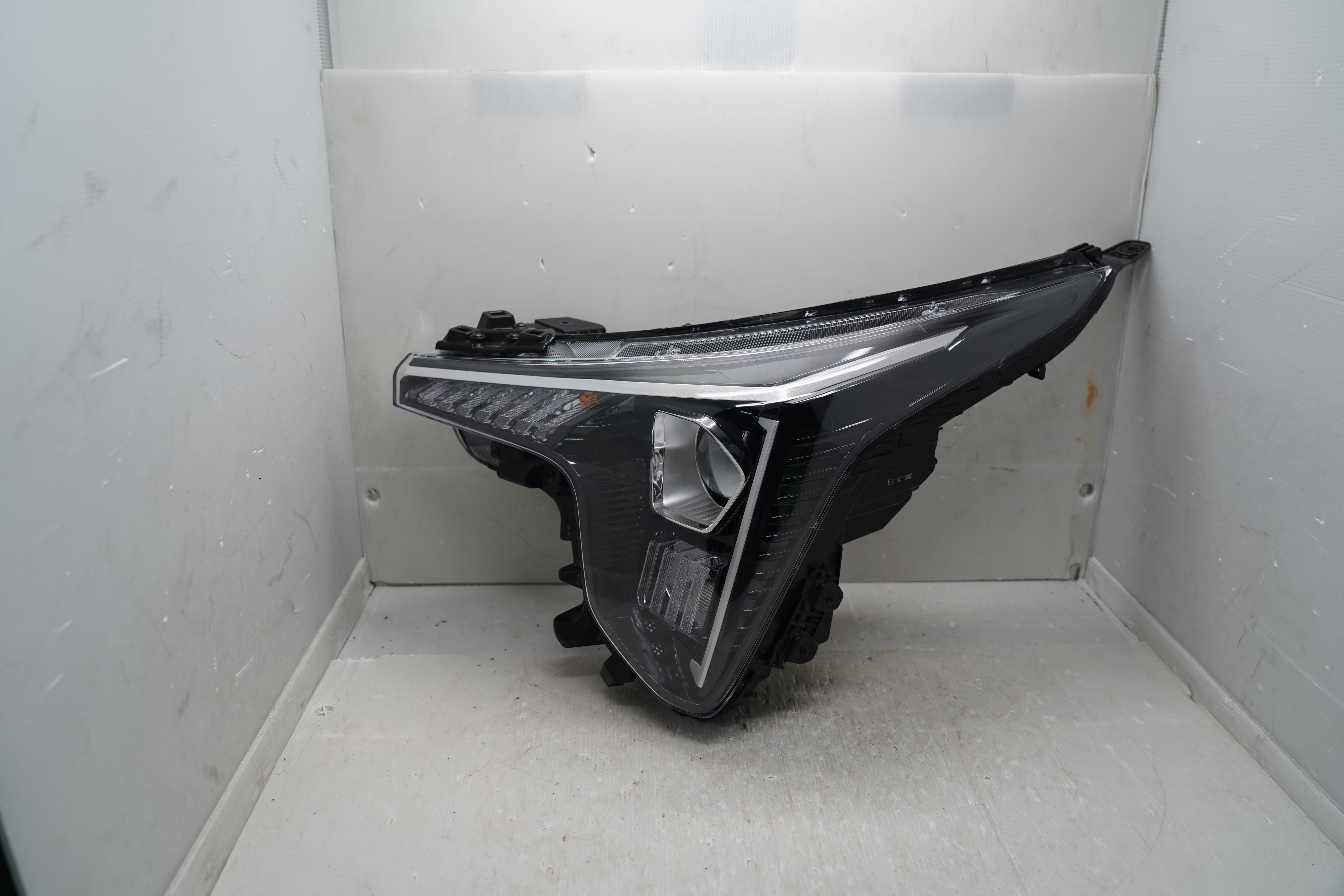 KIA PICANTO 2024-2025 LED L.H.S HEADLIGHT GENUINE