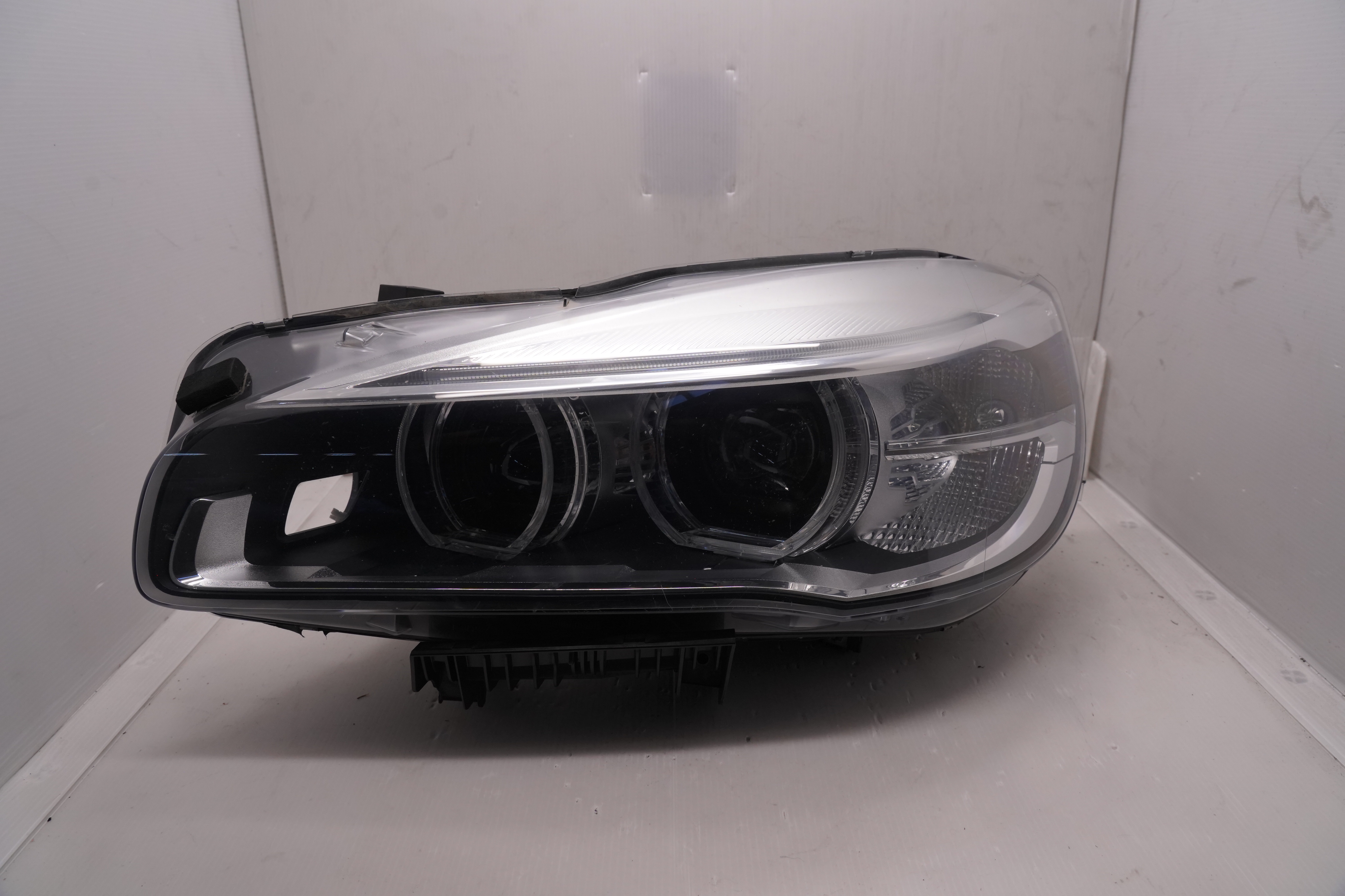 BMW 2 SERIES F45 F46 2015-2017 LED L.H.S HEADLIGHT GENUINE