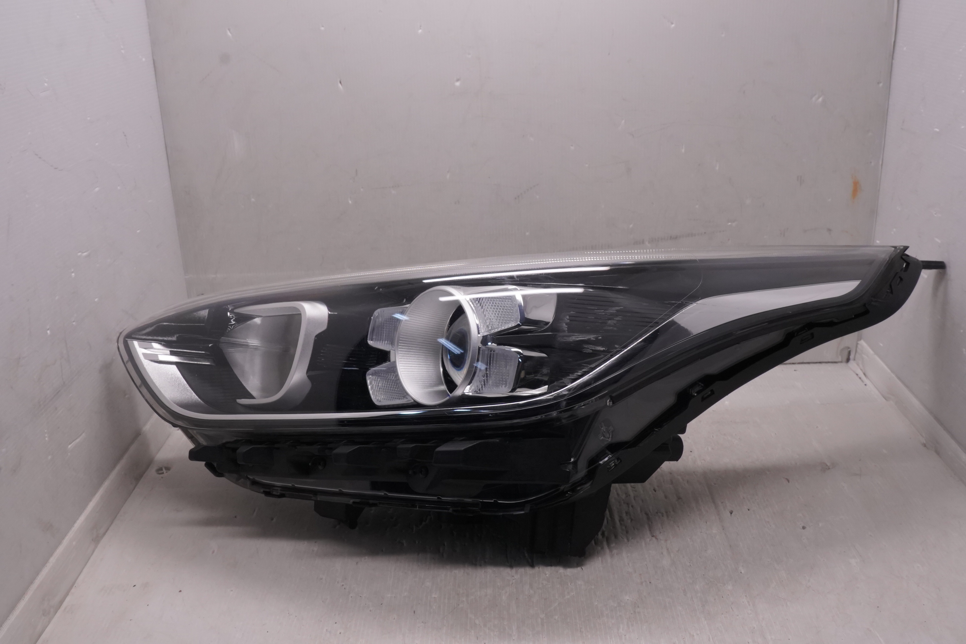 KIA CERATO 2018-2020 HALOGEN L.H.S HEADLIGHT GENUINE