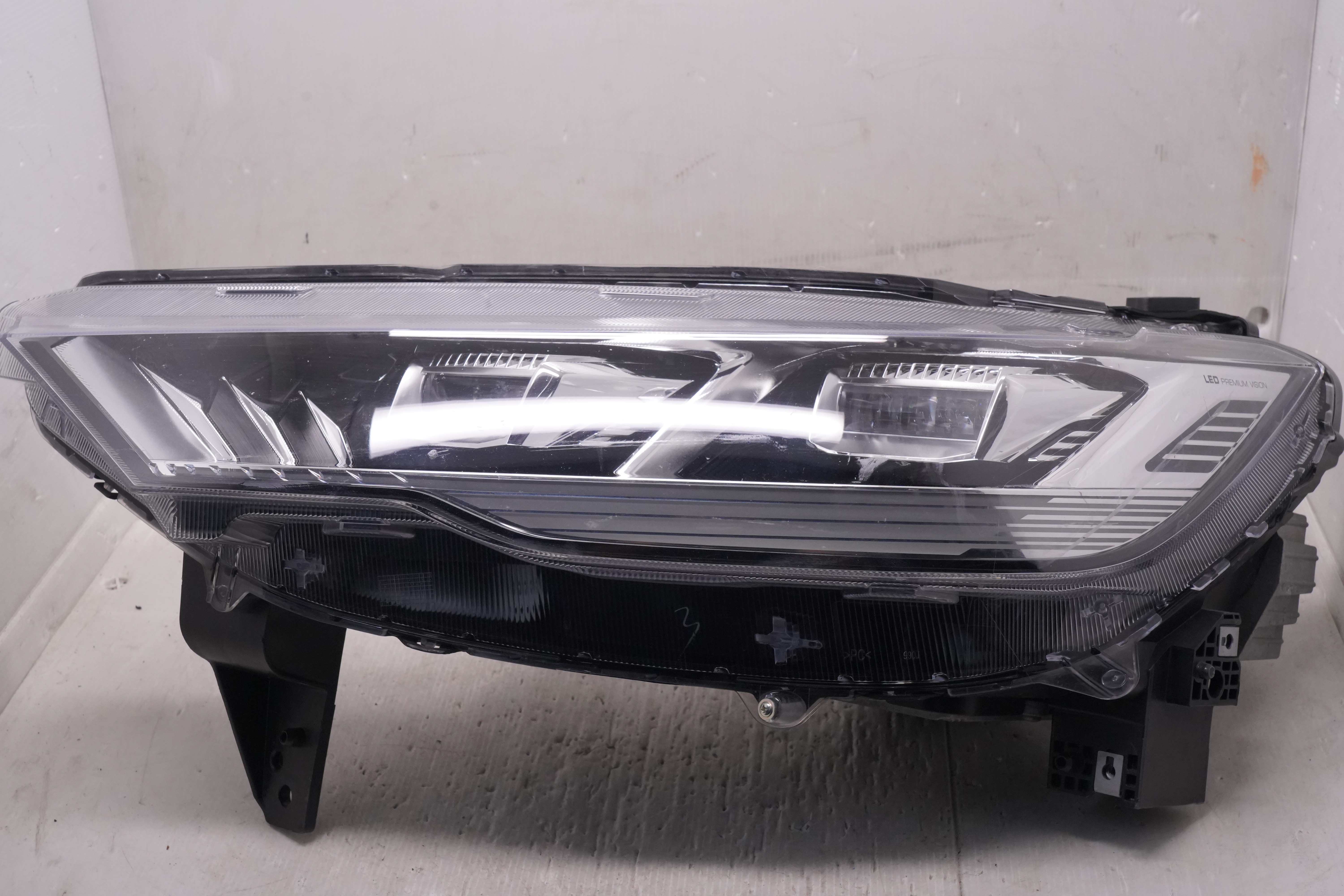 GREAT WALL HAVAL H6 2021-2023 LED L.H.S HEADLIGHT GENUINE