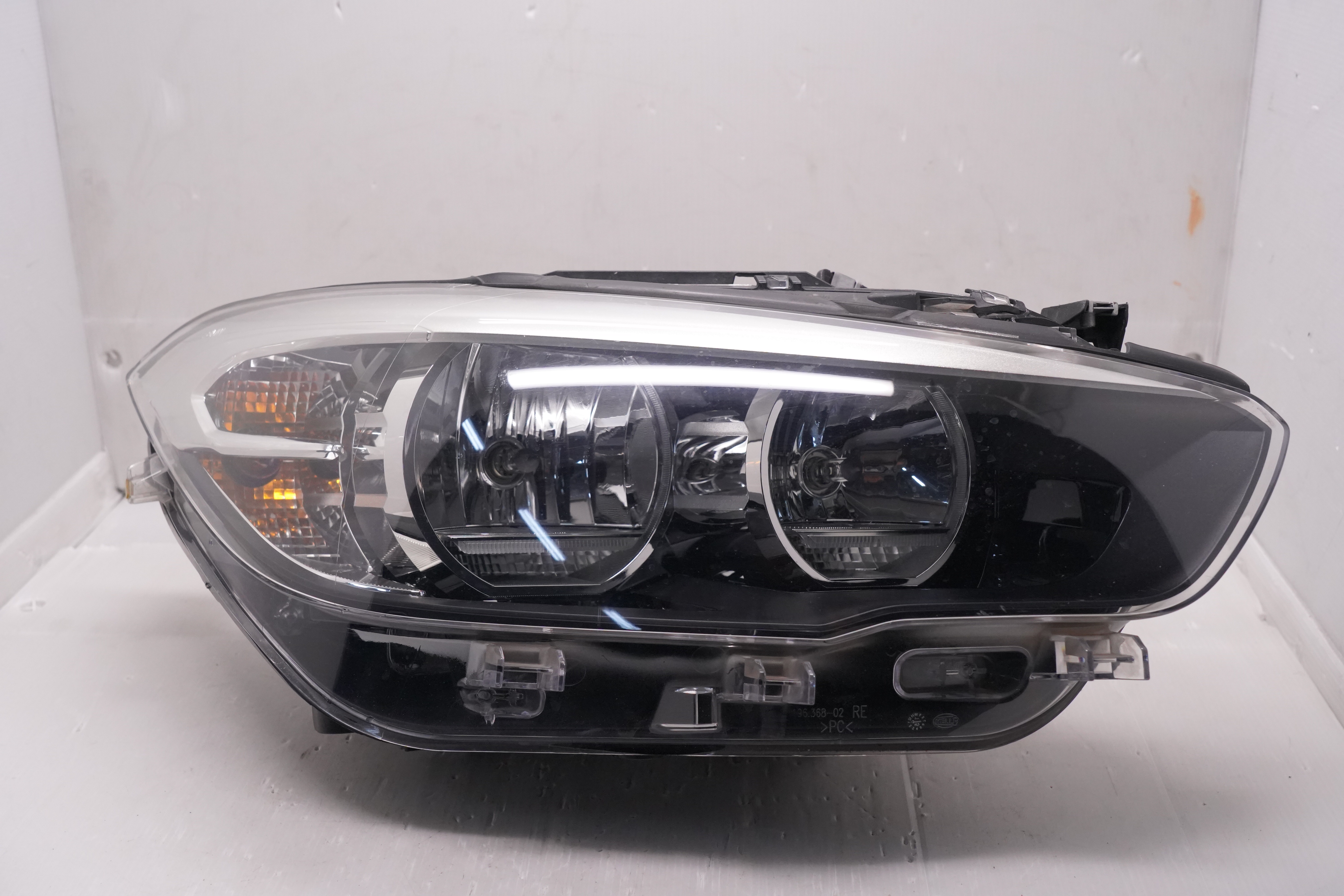BMW 1 SERIES F20 F21 2015-2018 HALOGEN R.H.S HEADLIGHT