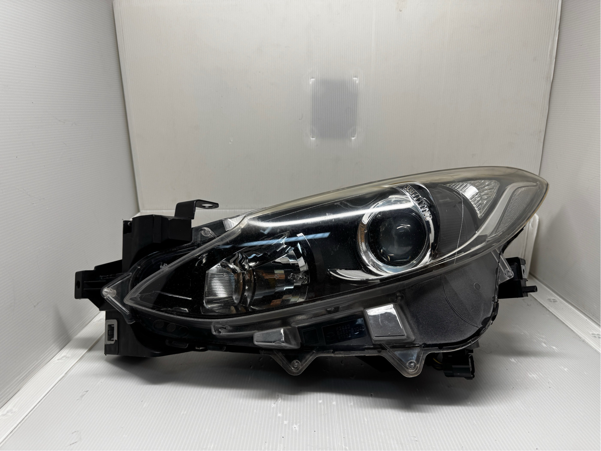 MAZDA 3 2014-2016 HALOGEN L.H.S HEADLIGHT GENUINE