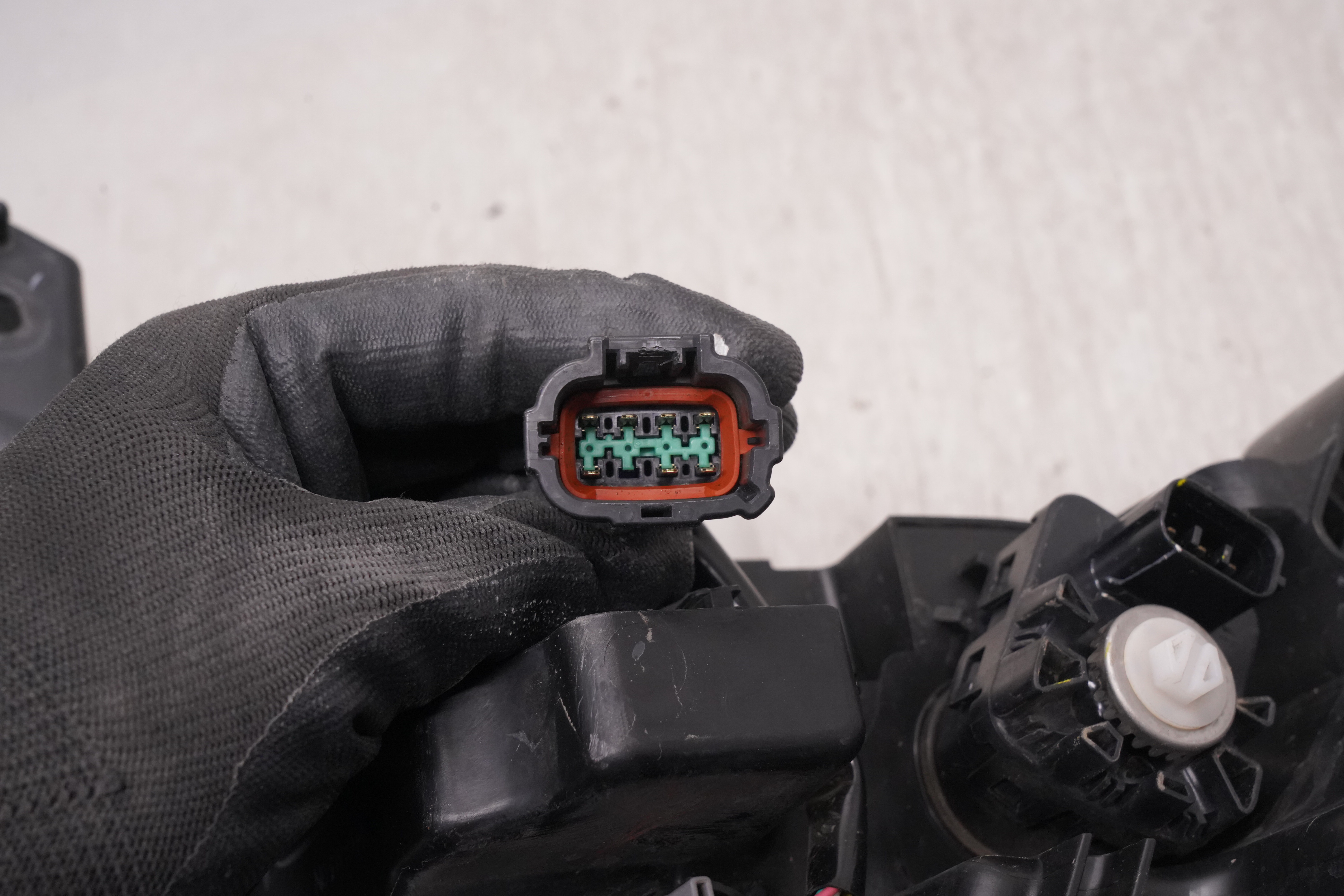 NISSAN NAVARA 2021-2023 LED L.H.S HEADLIGHT