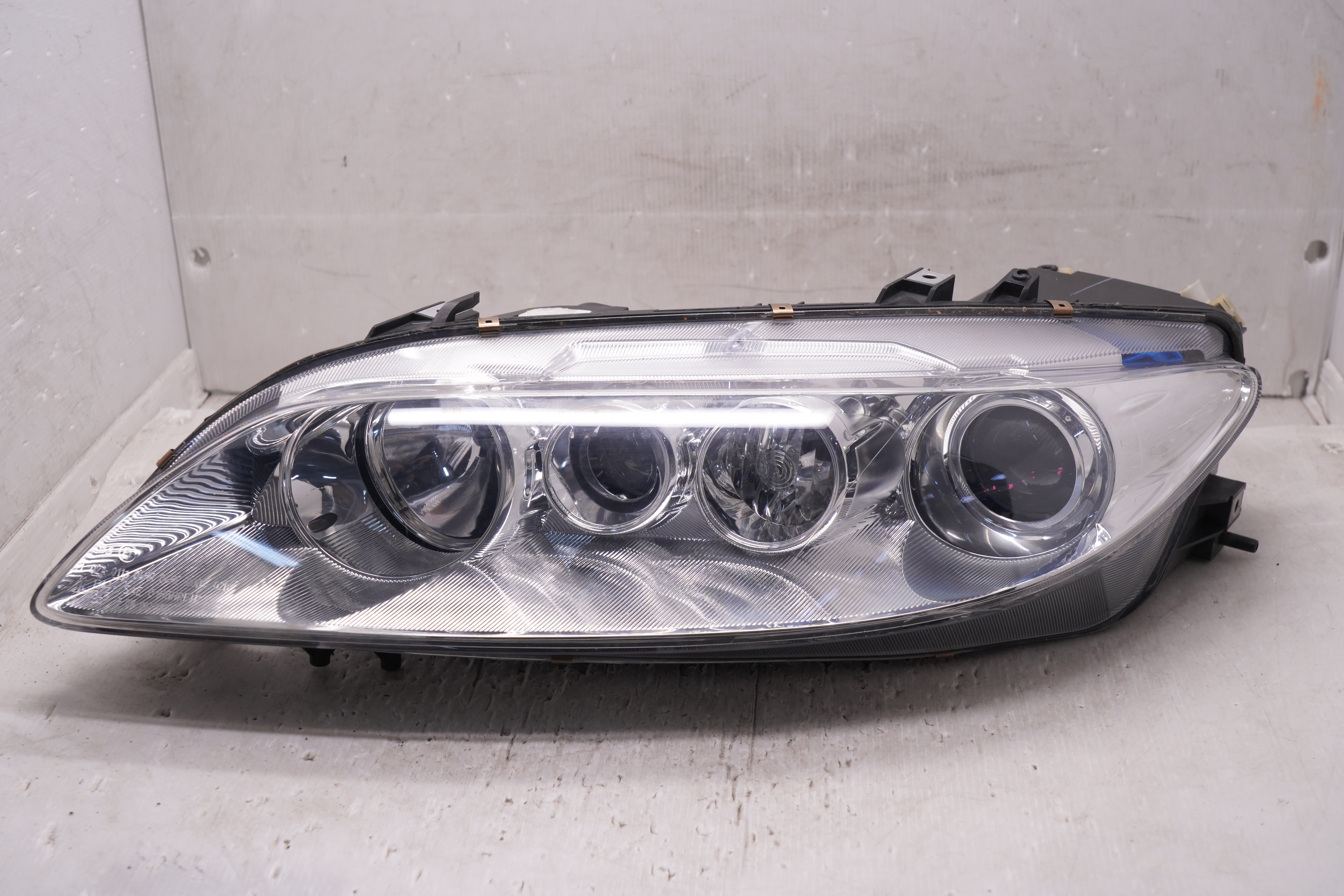 MAZDA 6 GG 2002-2007 L.H.S HEADLIGHT GENUINE