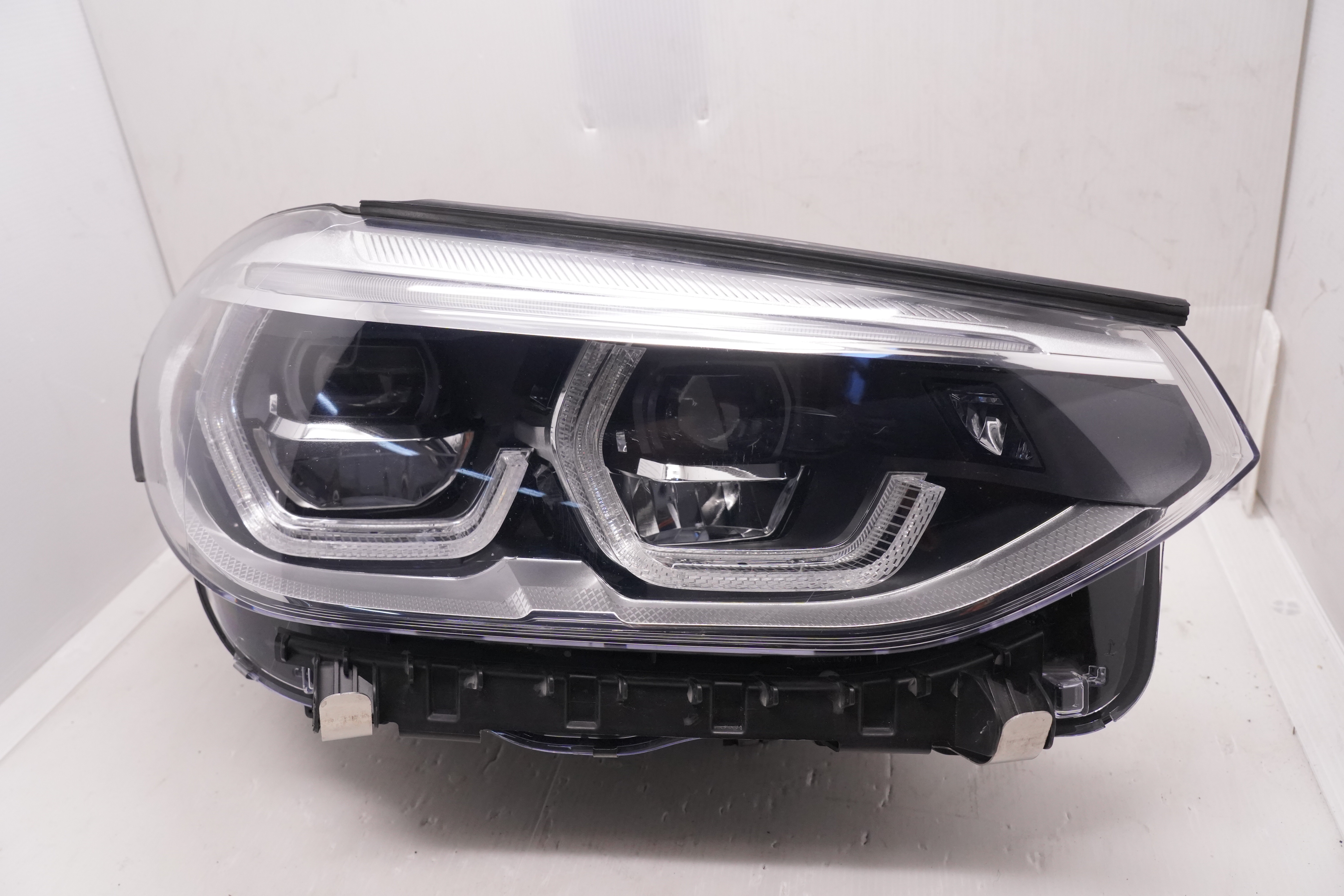 BMW X3 G01 X4 G02 2018-2021 LED R.H.S HEADLIGHT GENUINE