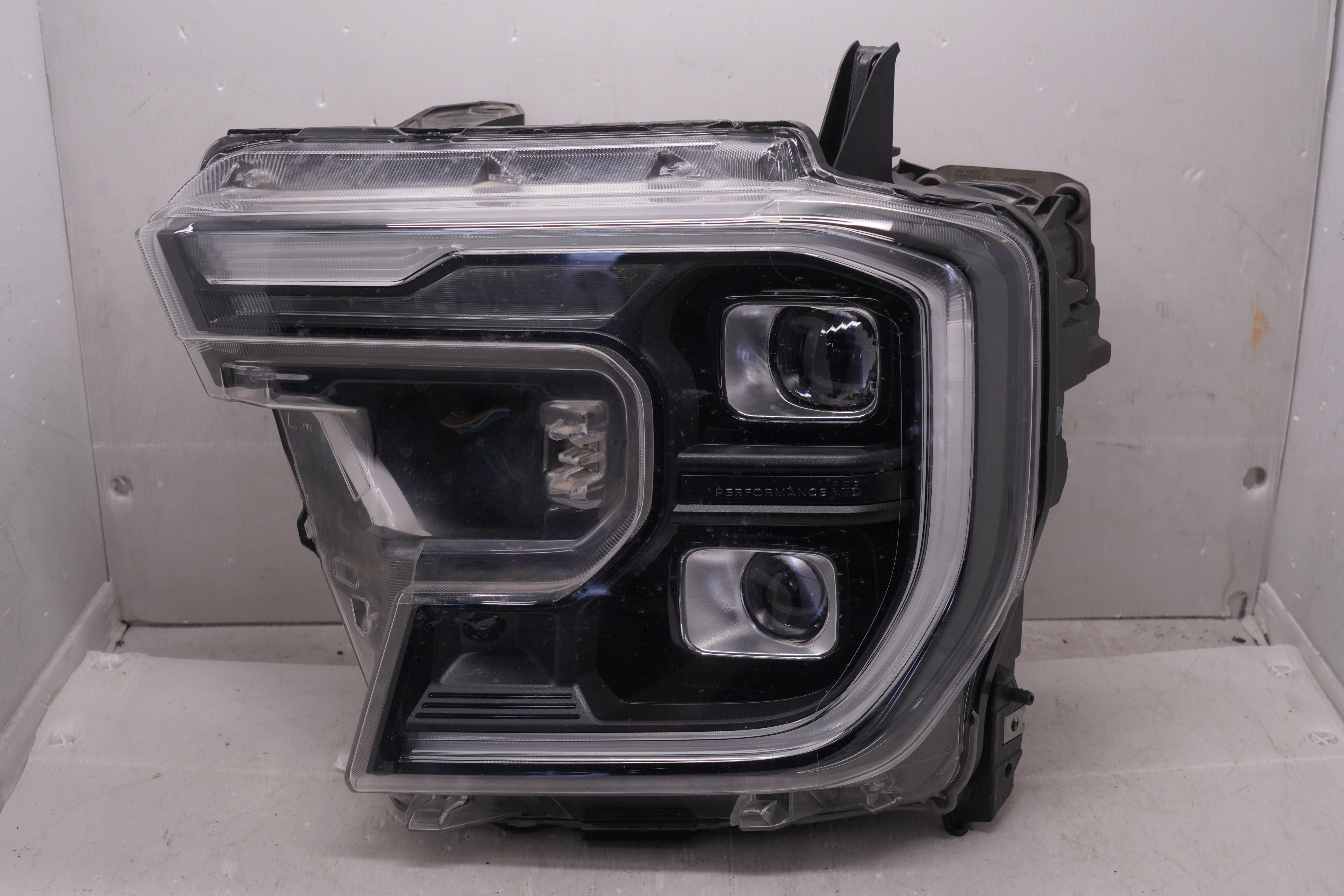 FORD RANGER PERFORMANCE LED 2022-2025 L.H.S HEADLIGHT GENUINE