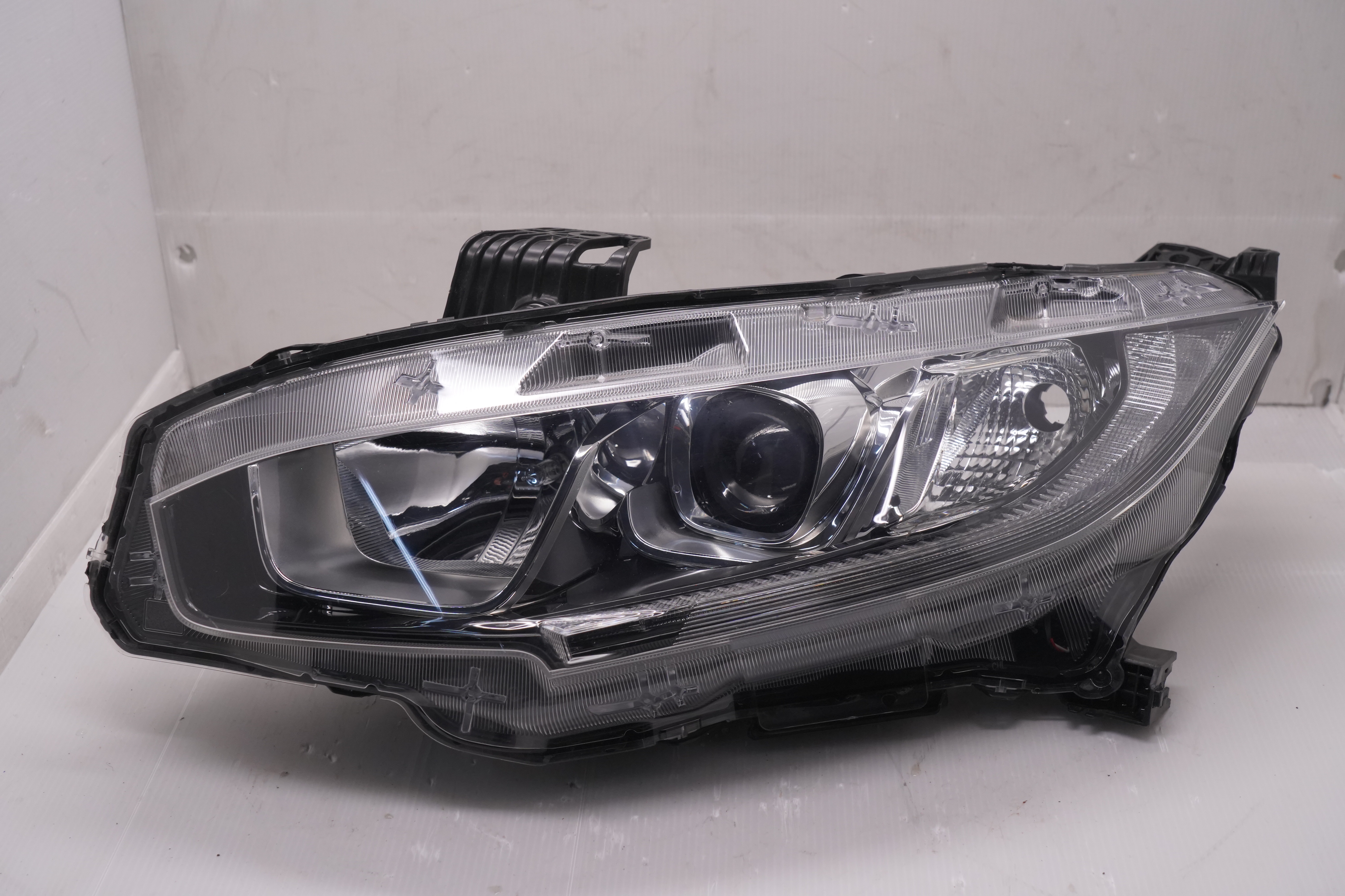 GREAT WALL HAVAL H6 2021-2023 LED R.H.S HEADLIGHT GENUINE