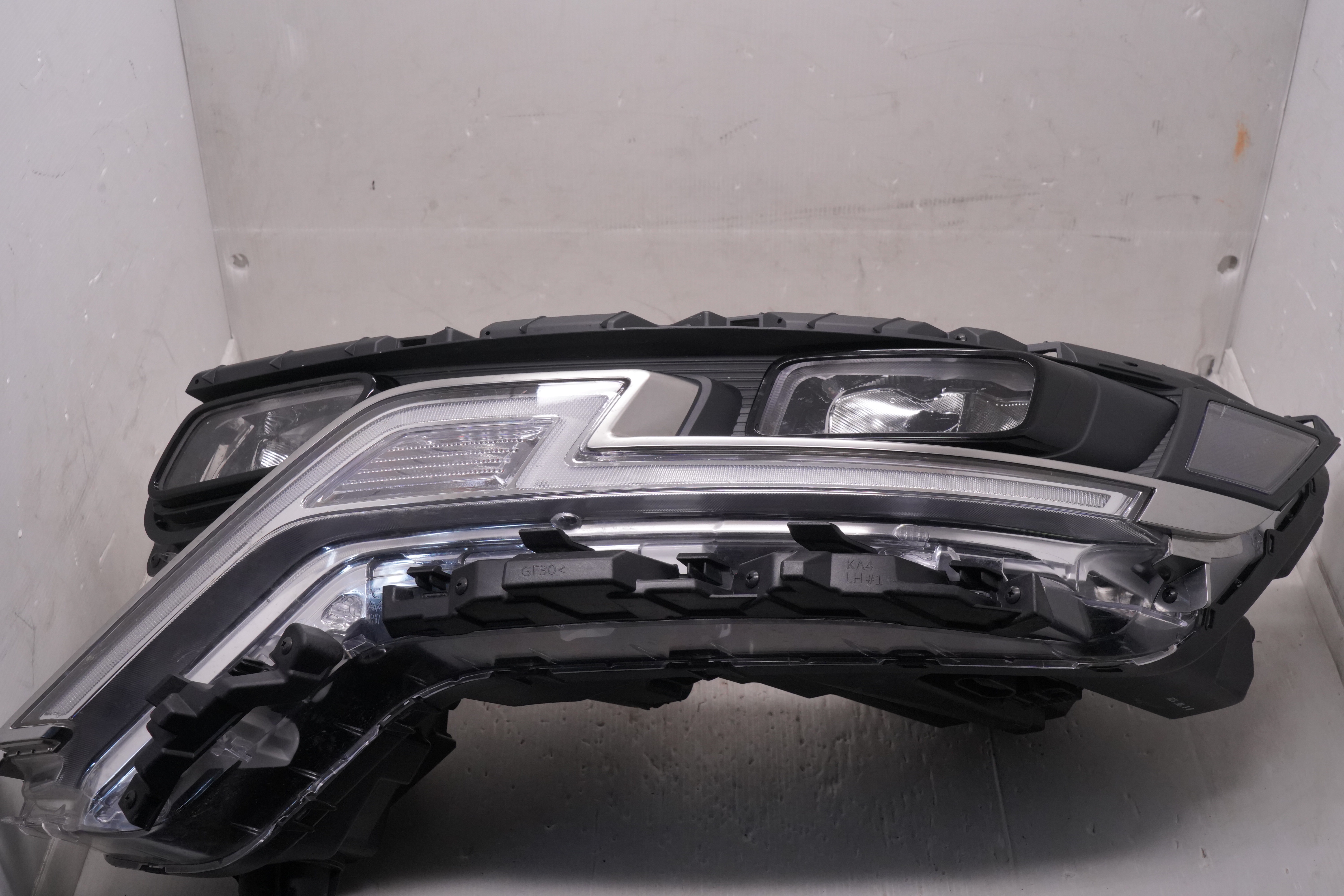 KIA CARNIVAL 2021-2024 LED L.H.S HEADLIGHT GENUINE