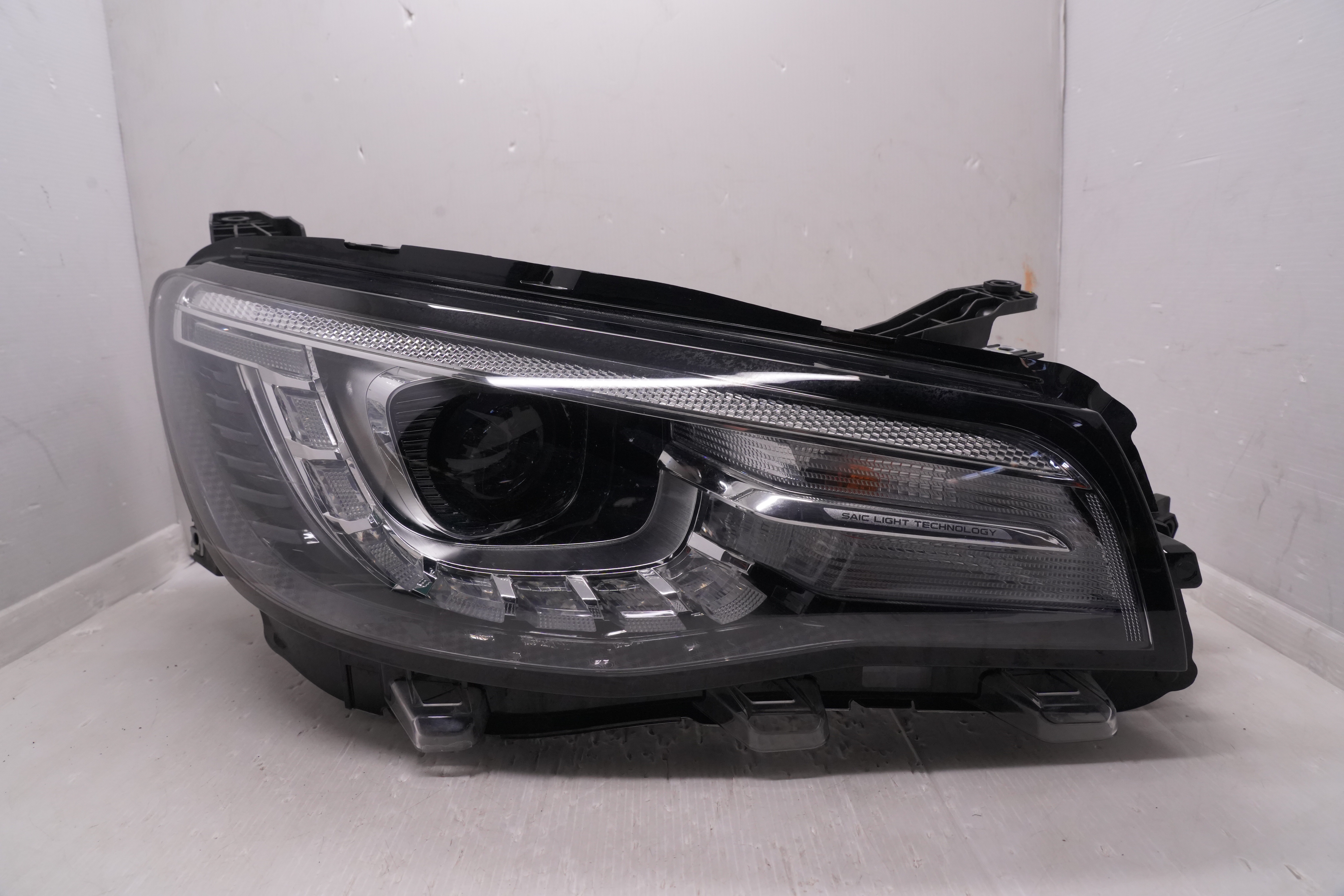 MG HS 2018-2022 HALOGEN R.H.S HEADLIGHT GENUINE