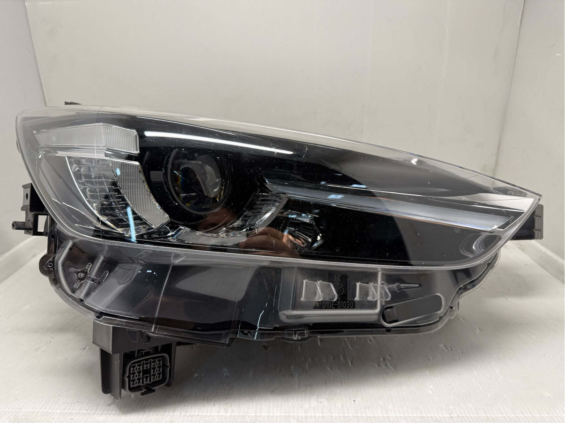 MAZDA CX-3 2016-2018 LED R.H.S HEADLIGHT GENUINE