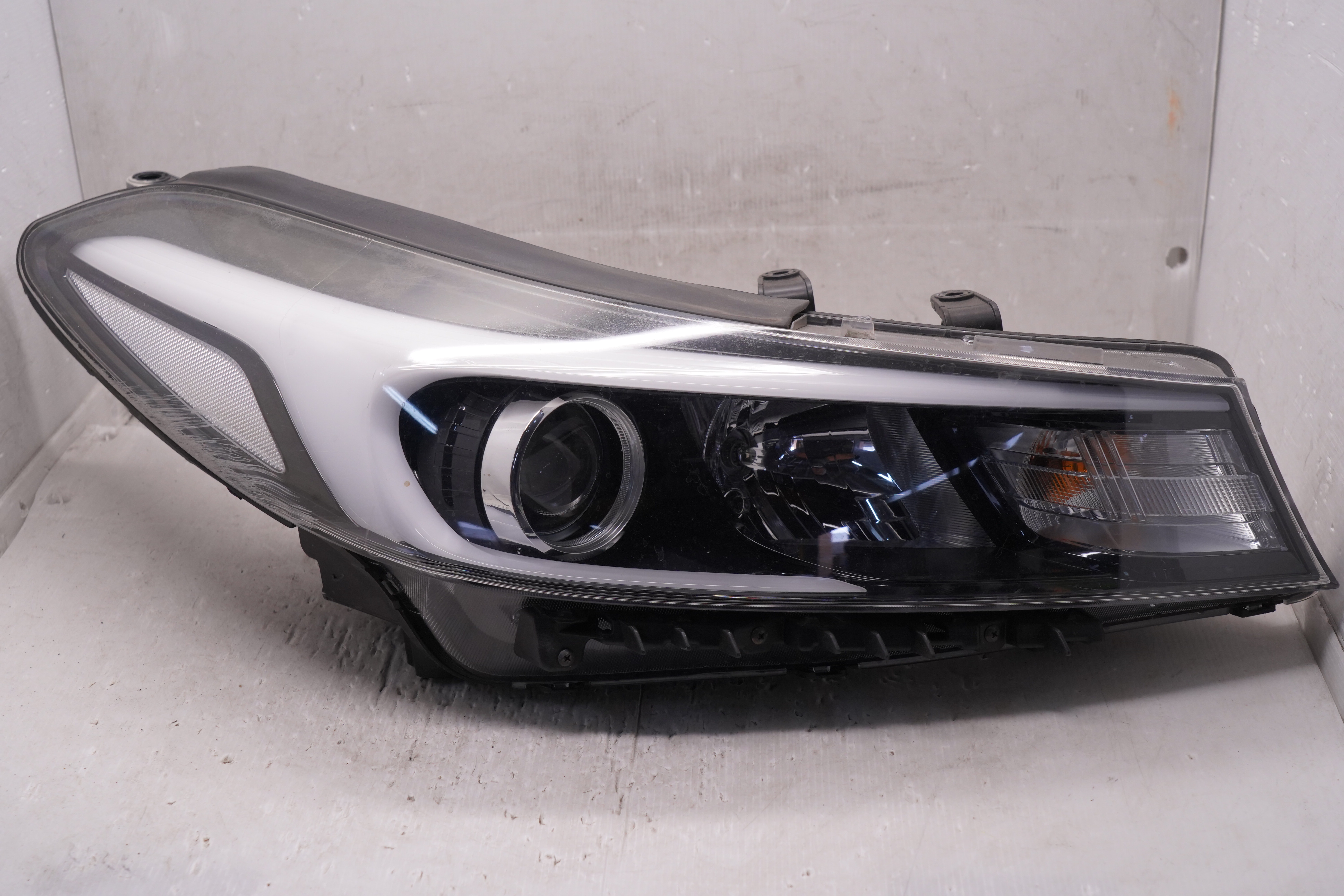 KIACERATO 2016-2017 LENS HALOGEN R.H.S HEADLIGHT GENUINE