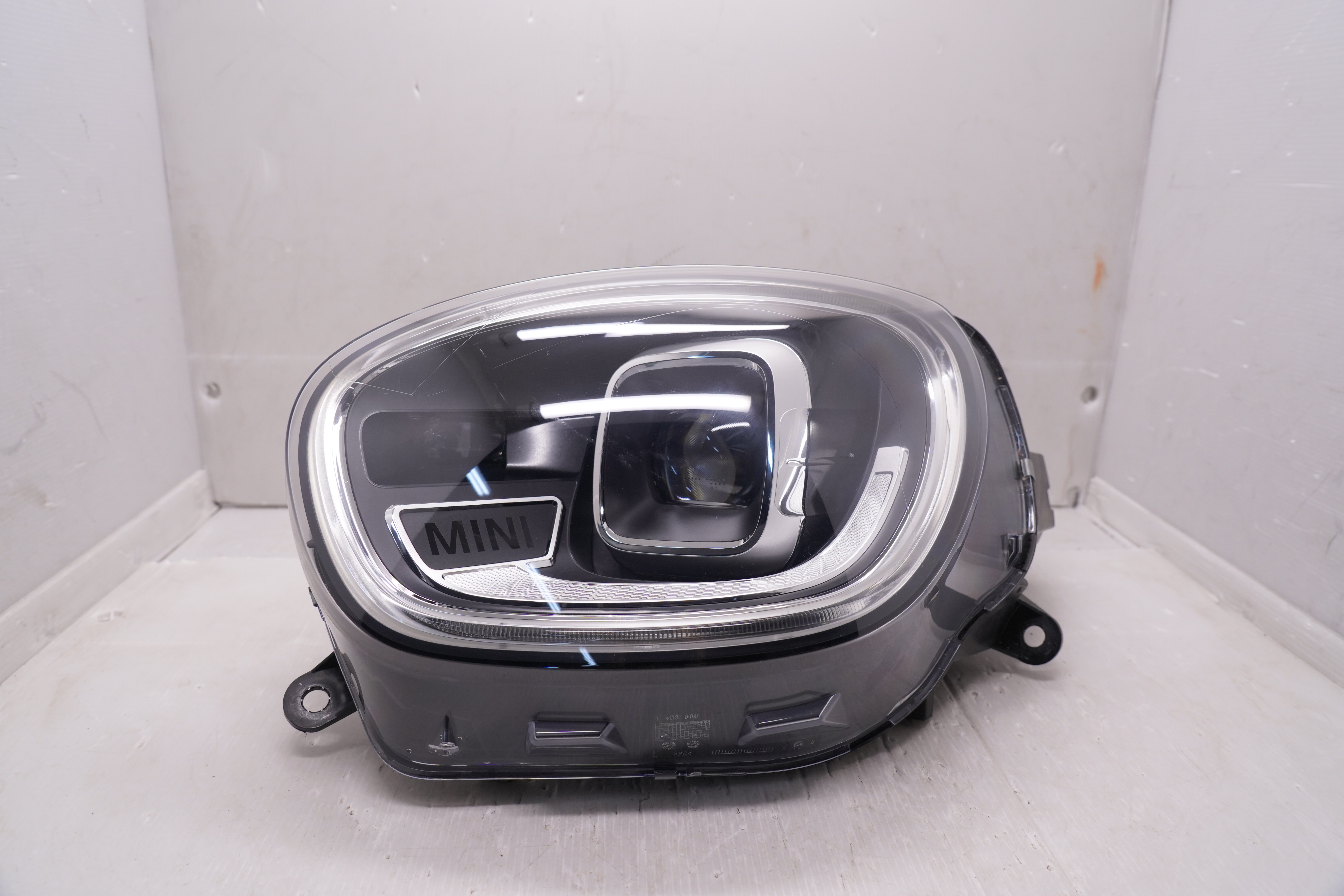MINI COUNTRY MAN 2020-2022 LED L.H.S HEADLIGHT GENUINE