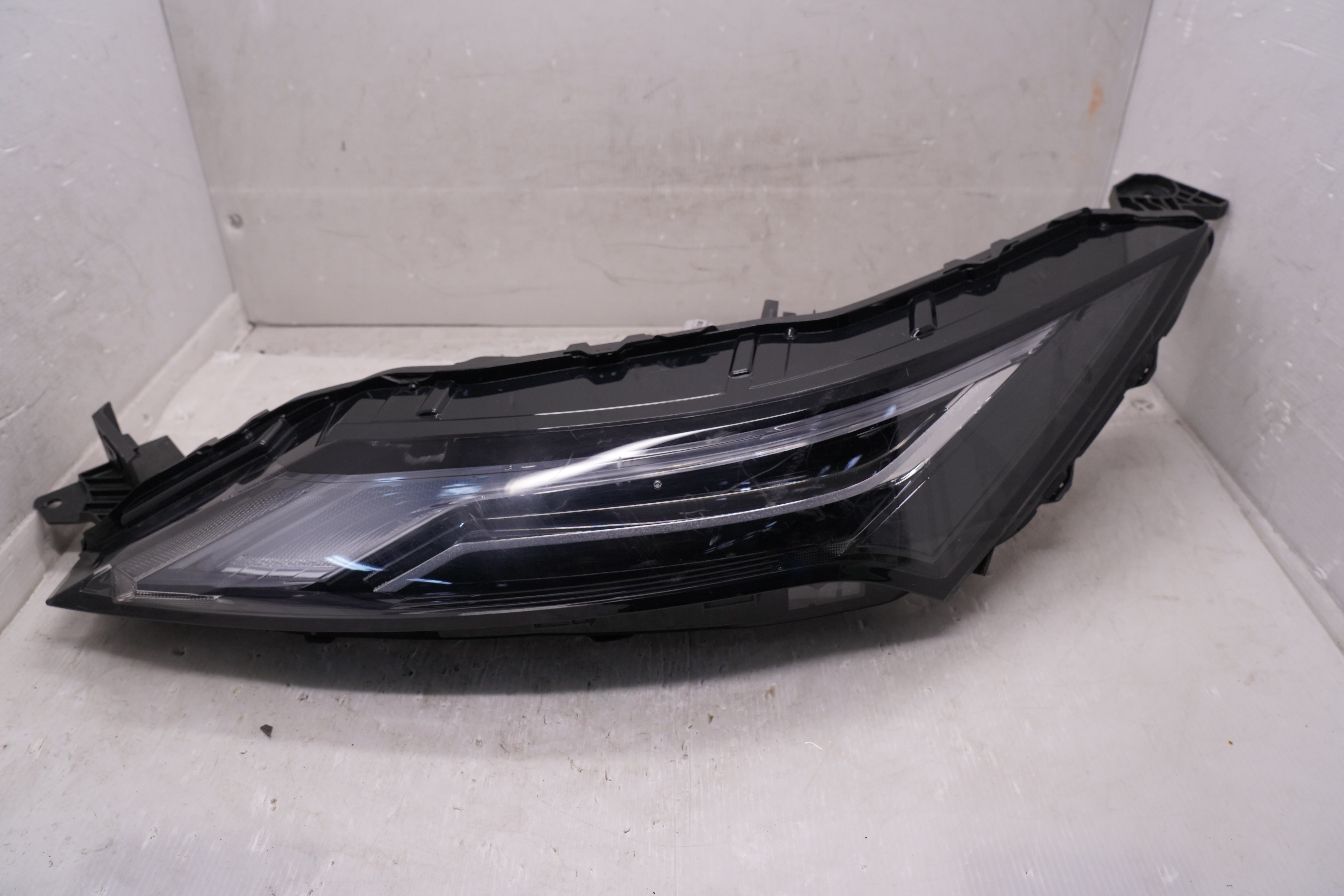 NISSAN X-TRAIL T33 ROGUE 2021-2024 LED FRONT L.H.S HEADLIGHT GENUINE