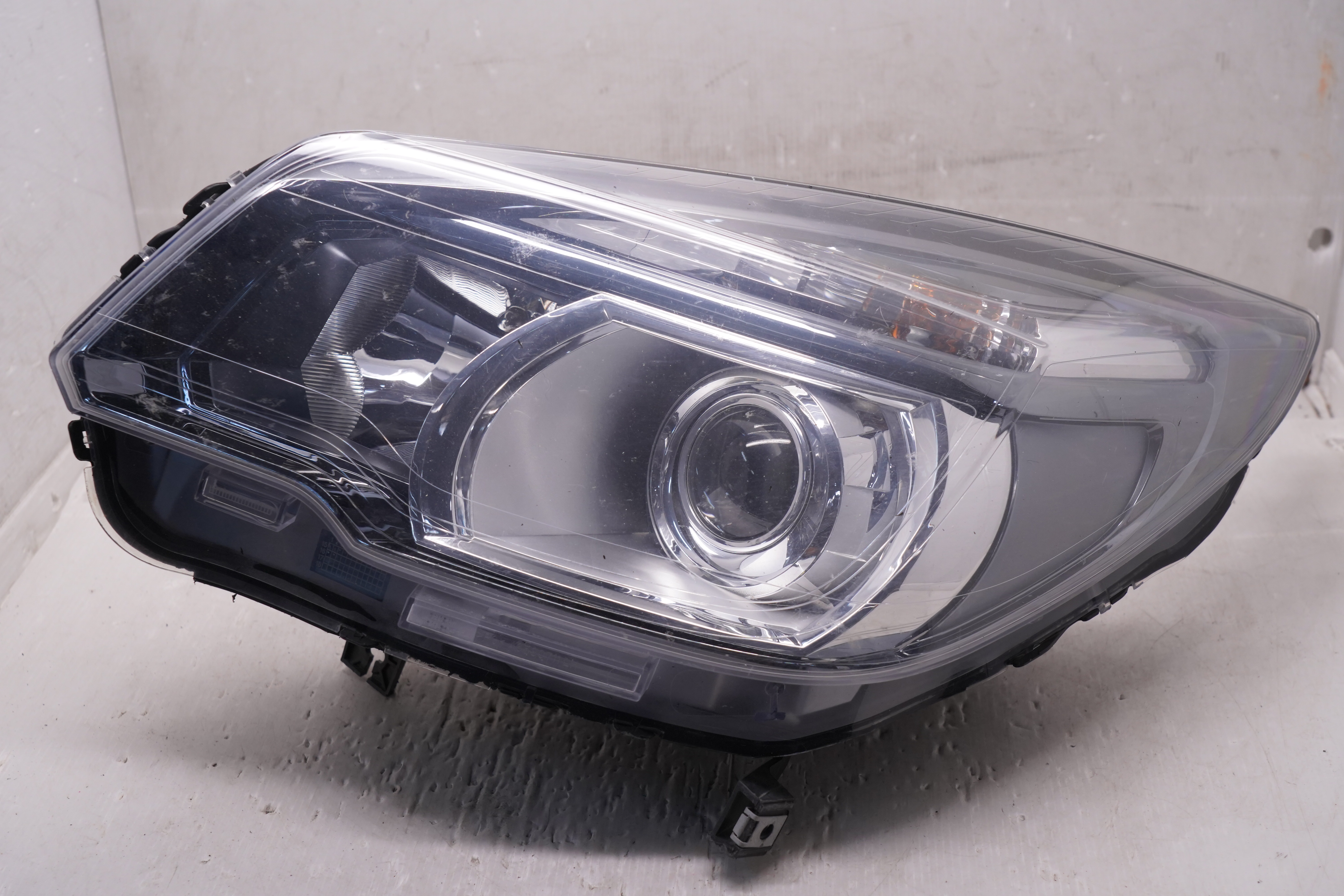 HOLDEN COLORADO 2012-2015 LENS HALOGEN L.H.S HEADLIGHT GENUINE