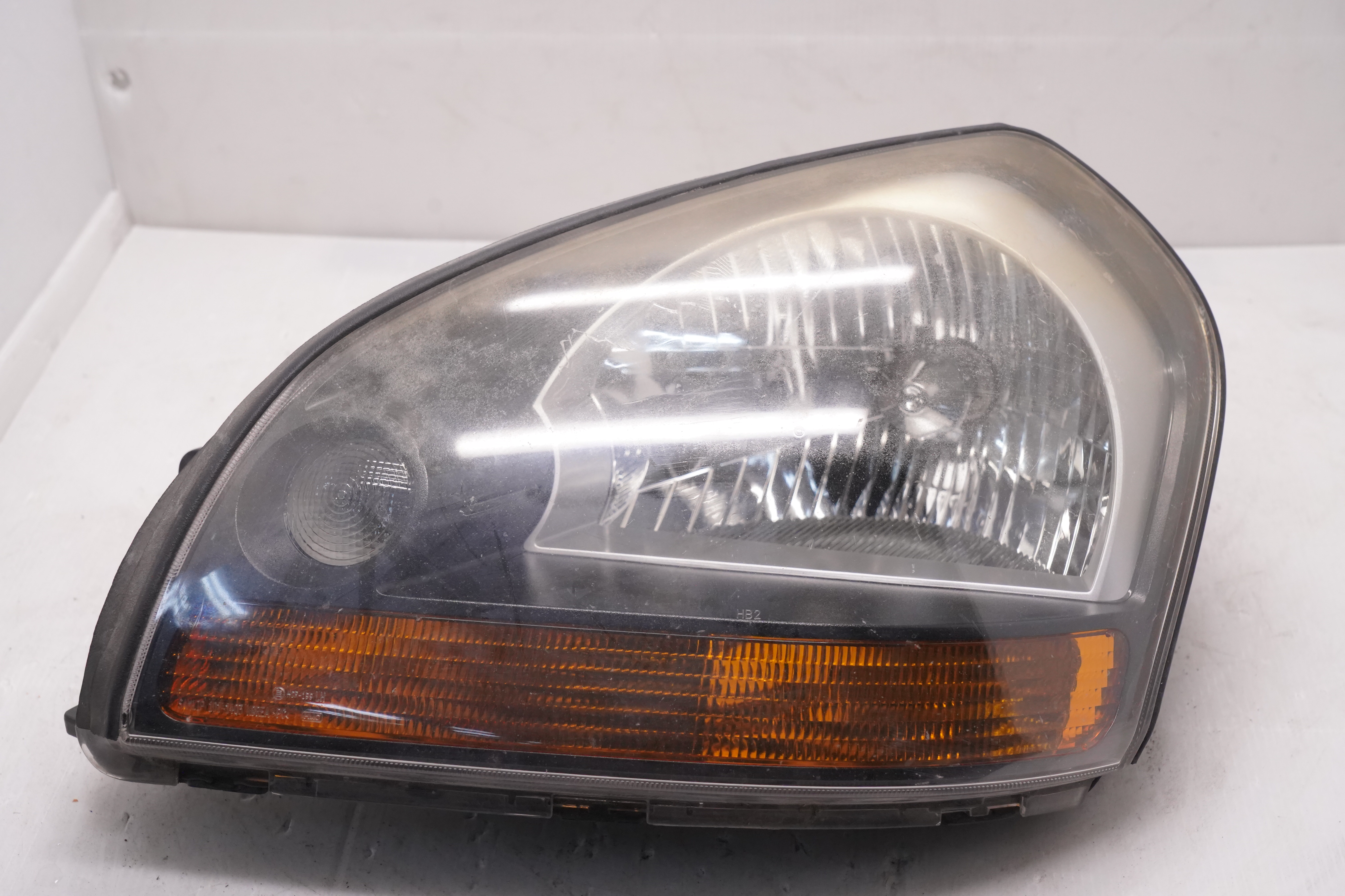 HYUNDAI TUCSON 2005-2009 HALOGEN L.H.S HEADLIGHT GENUINE