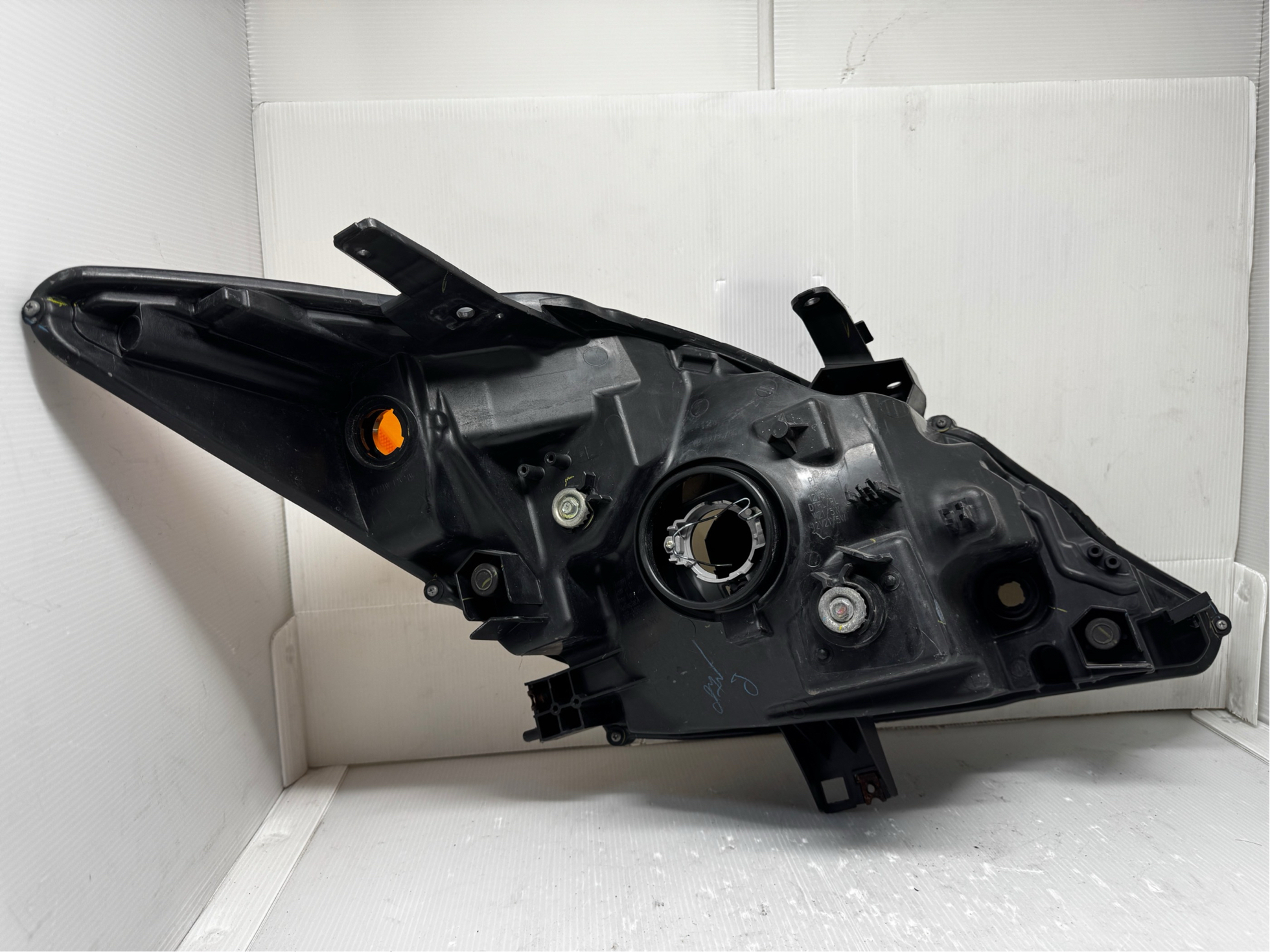 MAZDA BT-50 2012-2015 HALOGEN L.H.S HEADLIGHT GENUINE