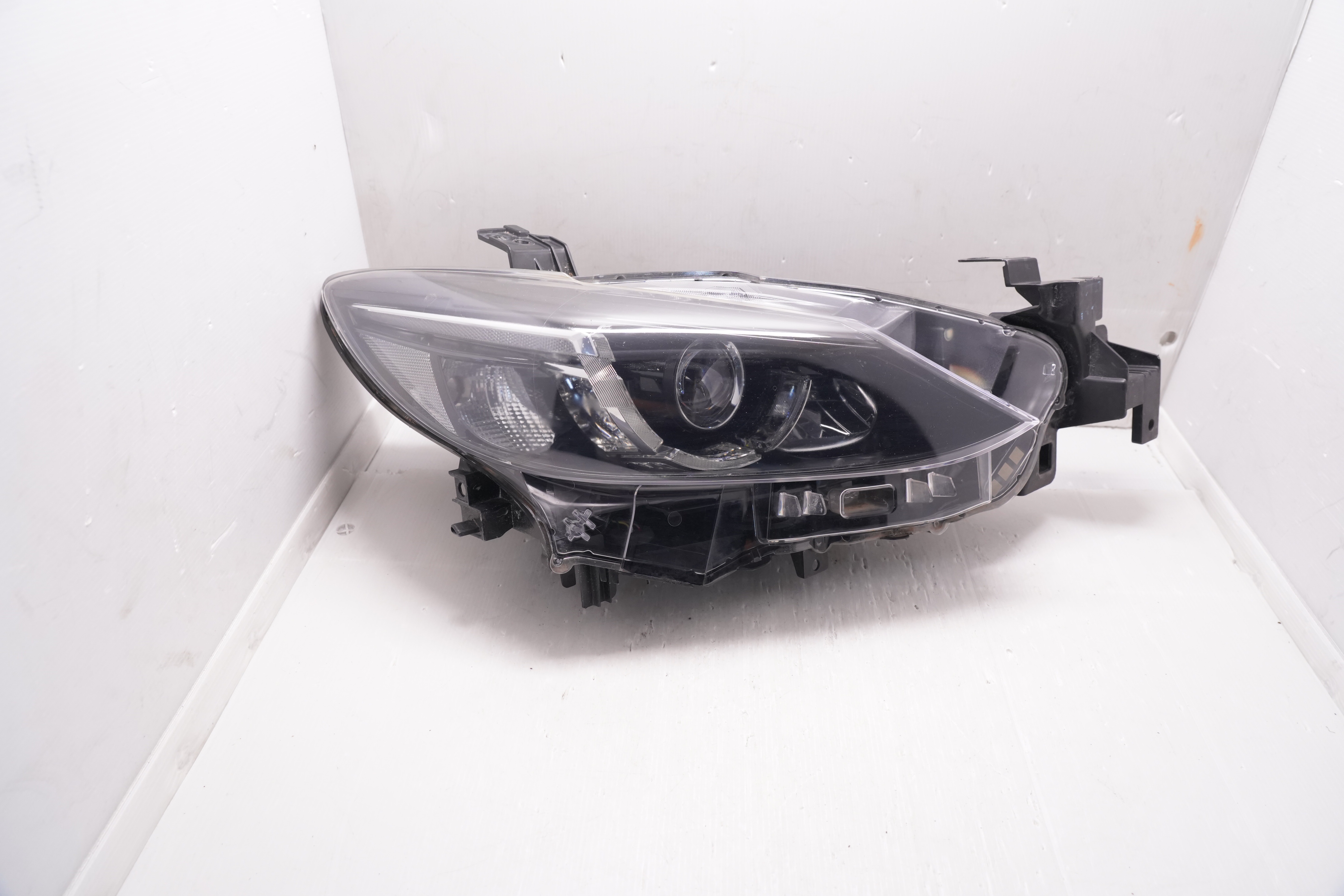 MAZDA 6 2015-2017 LED R.H.S HEADLIGHT GENUINE
