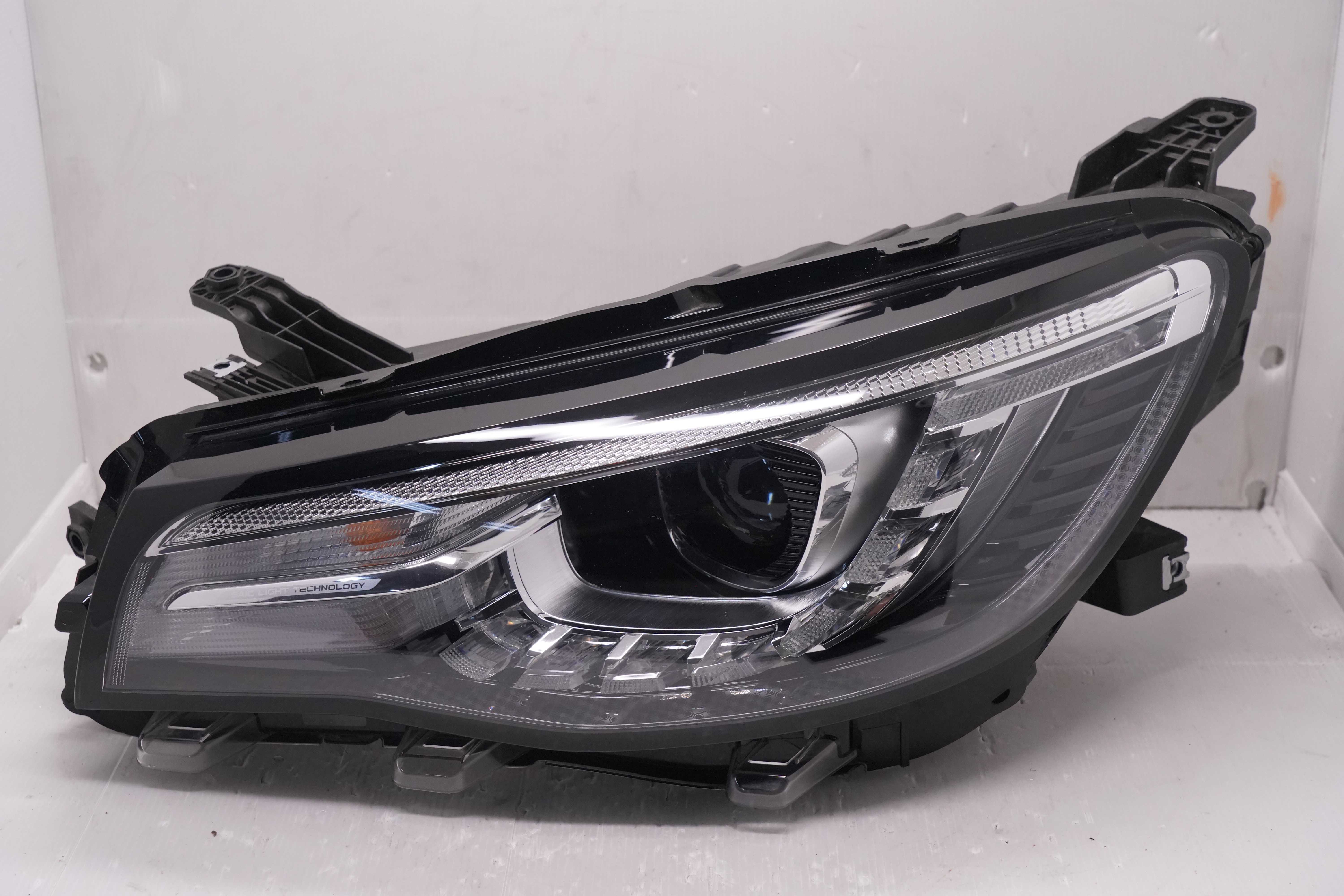 MG HS 2018-2024 LED L.H.S HEADLIGHT GENUINE