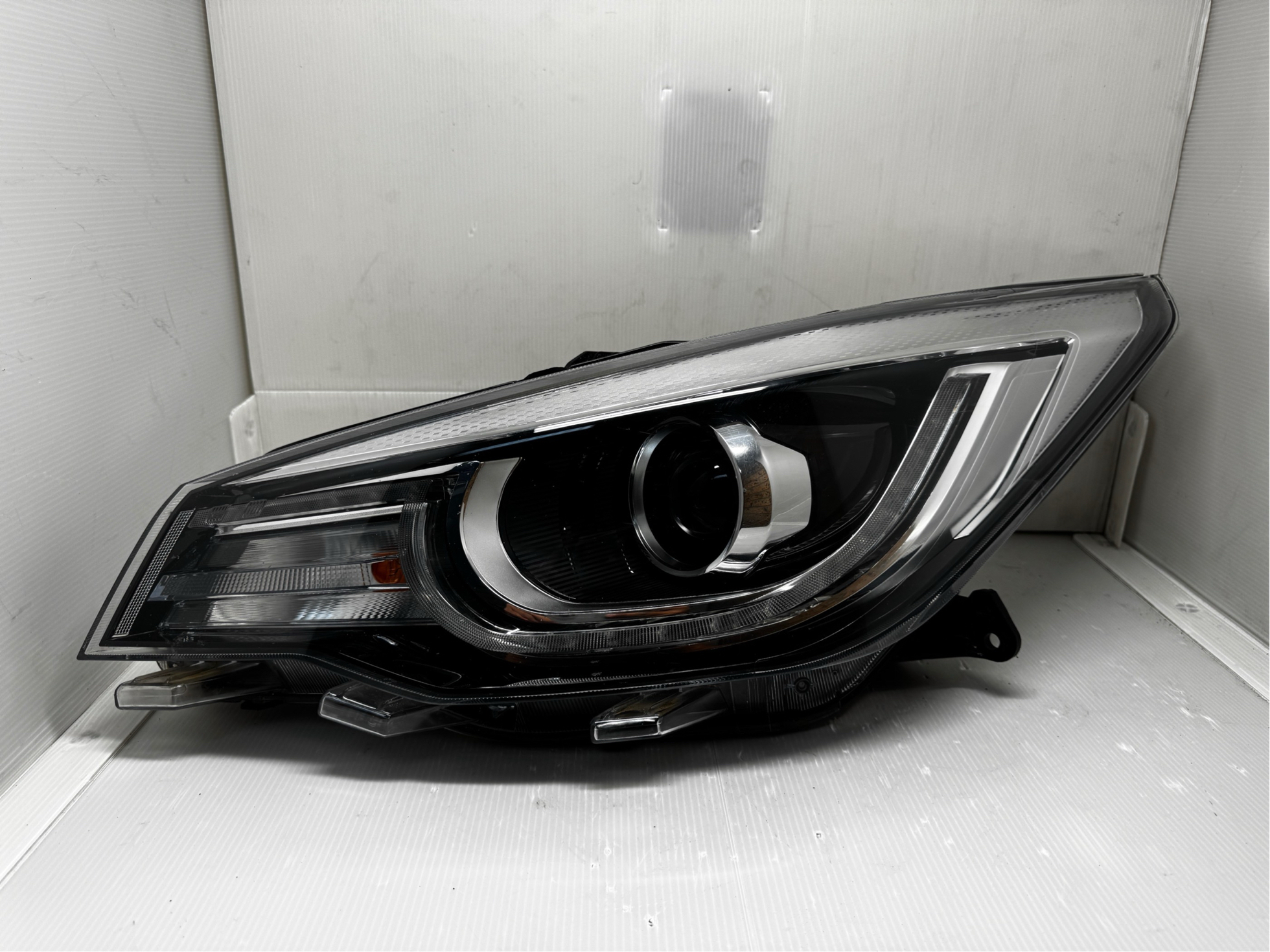 MG 3 2020-2023 HALOGEN L.H.S HEADLIGHT GENUINE