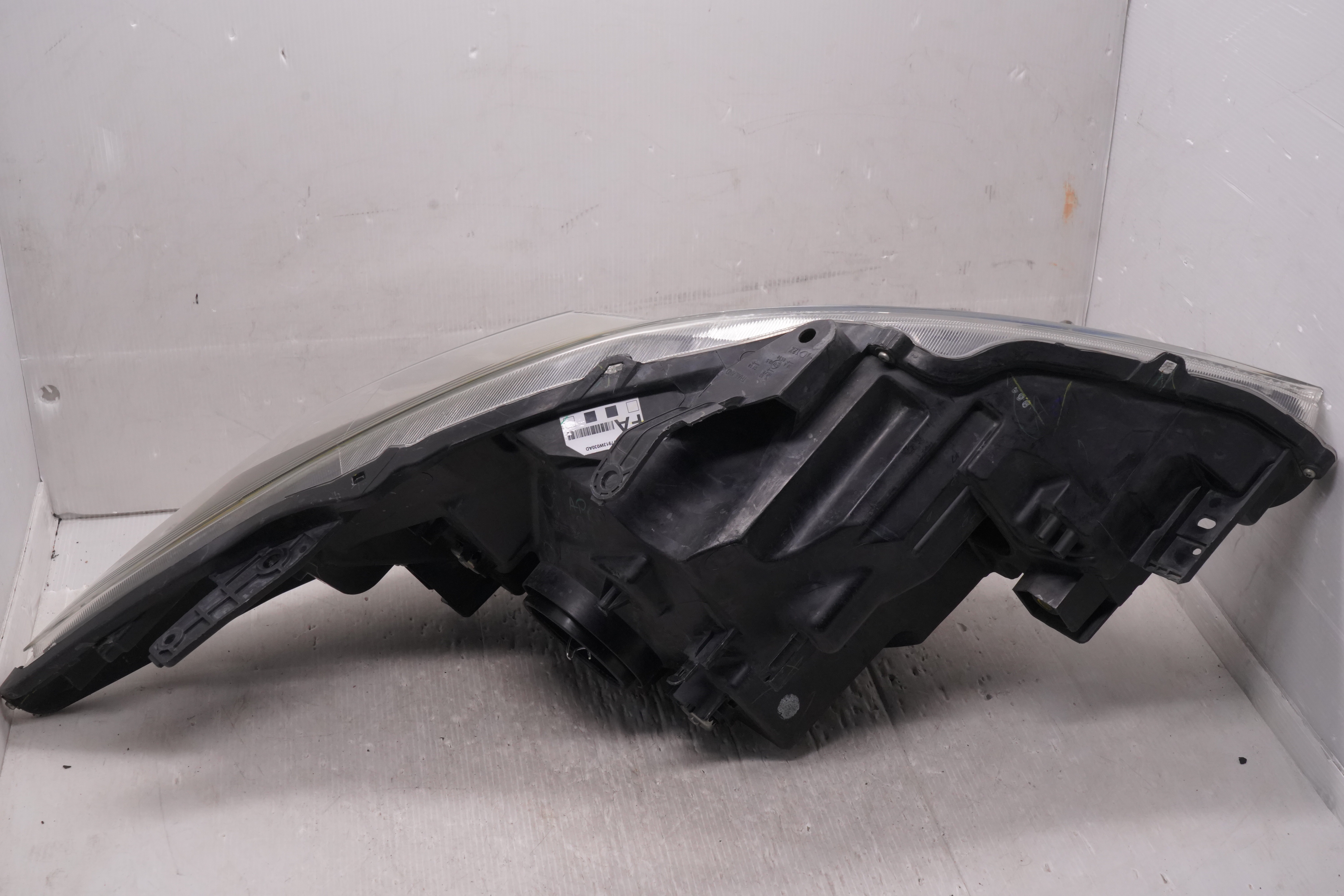 MAZDA BT-50 2016-2019 HALOGEN L.H.S HEADLIGHT GENUINE