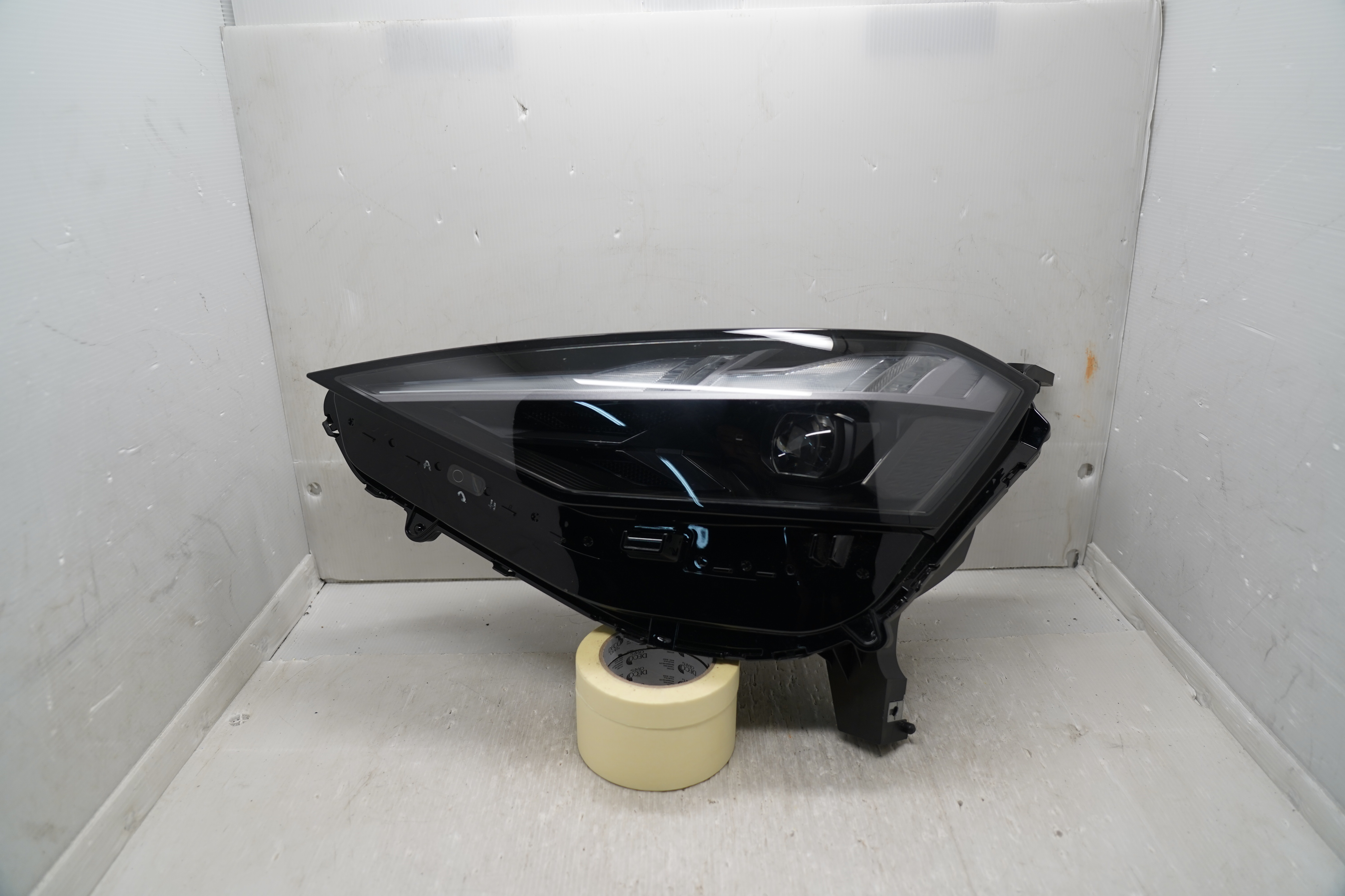 ISUZU MU-X 2025 LED L.H.S HEADLIGHT GENUINE