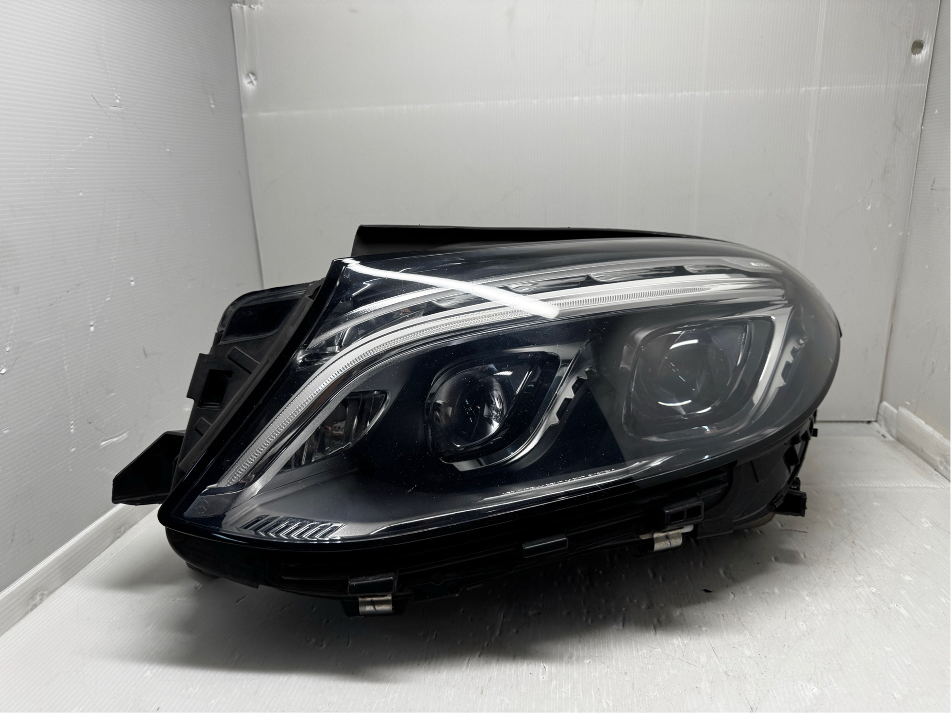 MERCEDES-BENZ GLE-CLASS W166 2014-2018 LED L.H.S HEADLIGHT