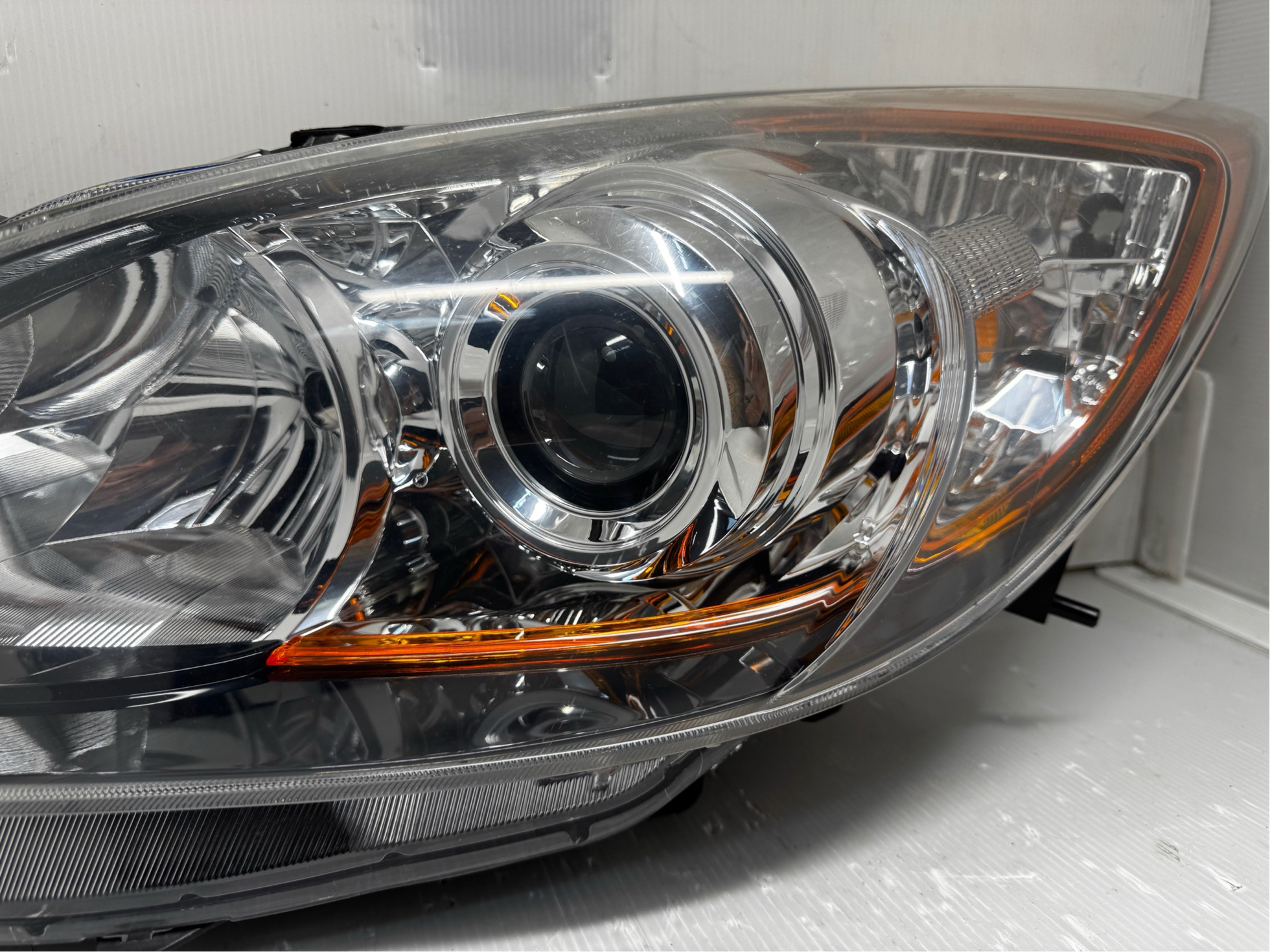 MAZDA 3 2010-2013 HALOGEN L.H.S HEADLIGHT GENUINE