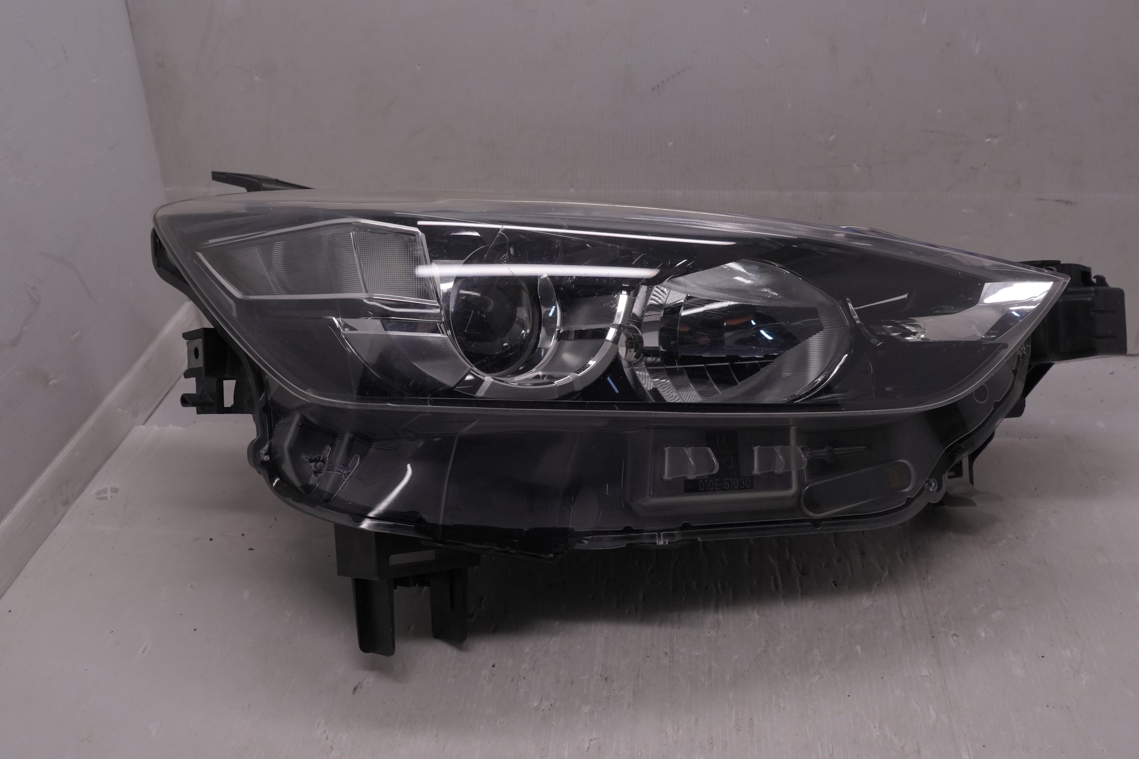 MAZDA CX-3 2016-2018 HALOGEN R.H.S HEADLIGHT GENUINE