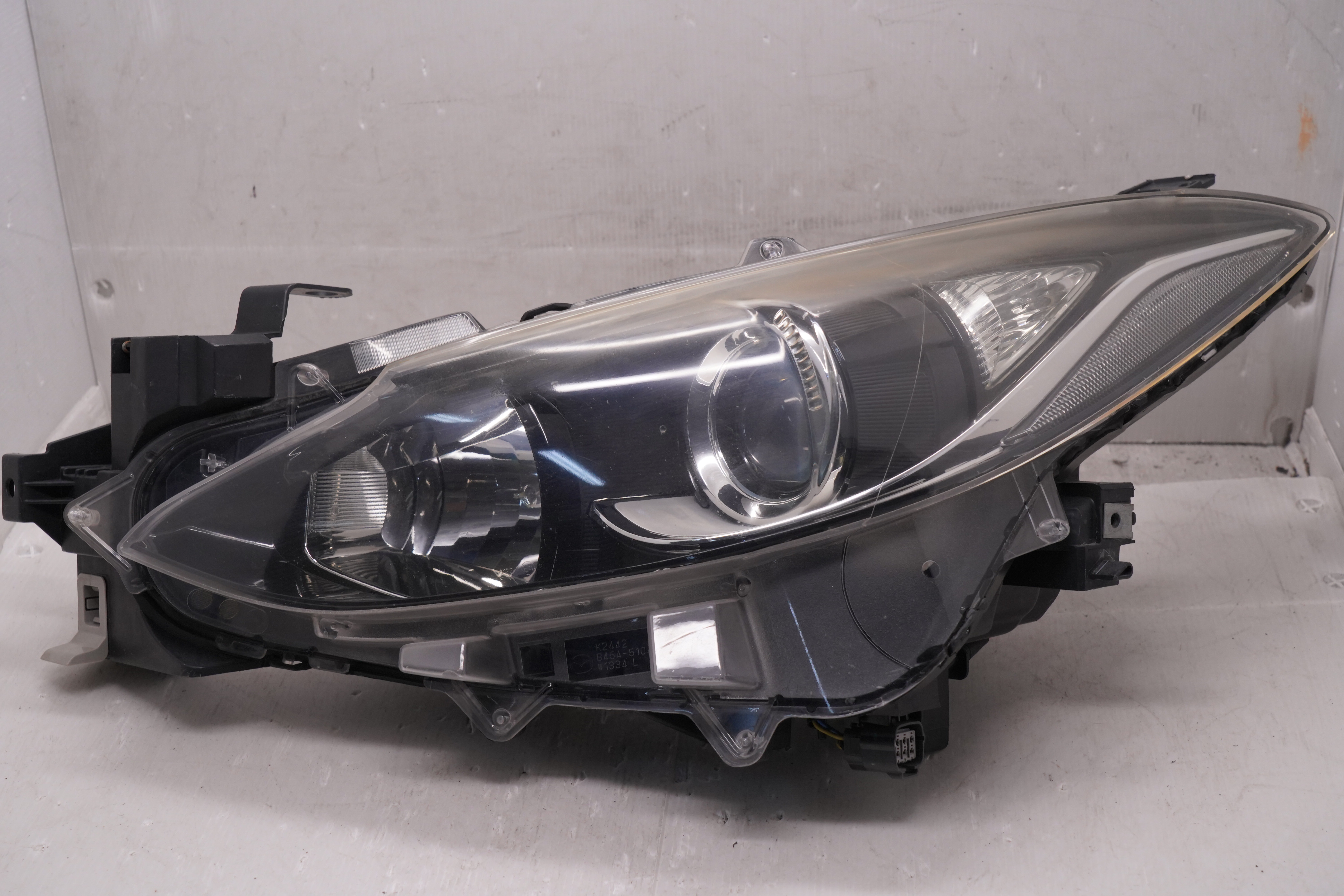MAZDA 3 2014-2016 HALOGEN L.H.S HEADLIGHT GENUINE