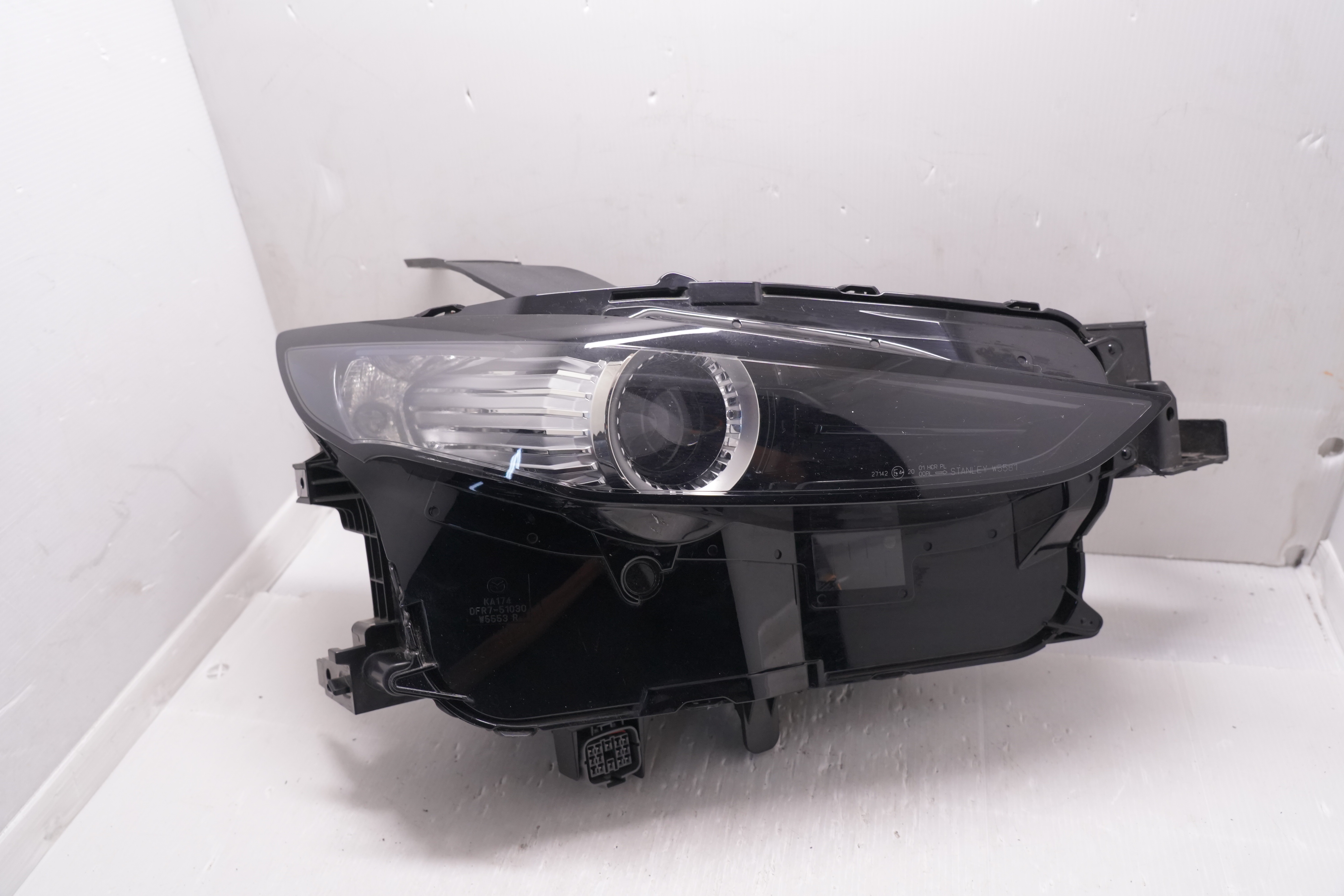 MAZDA CX-30 2019-2023 LED R.H.S HEADLIGHT GENUINE