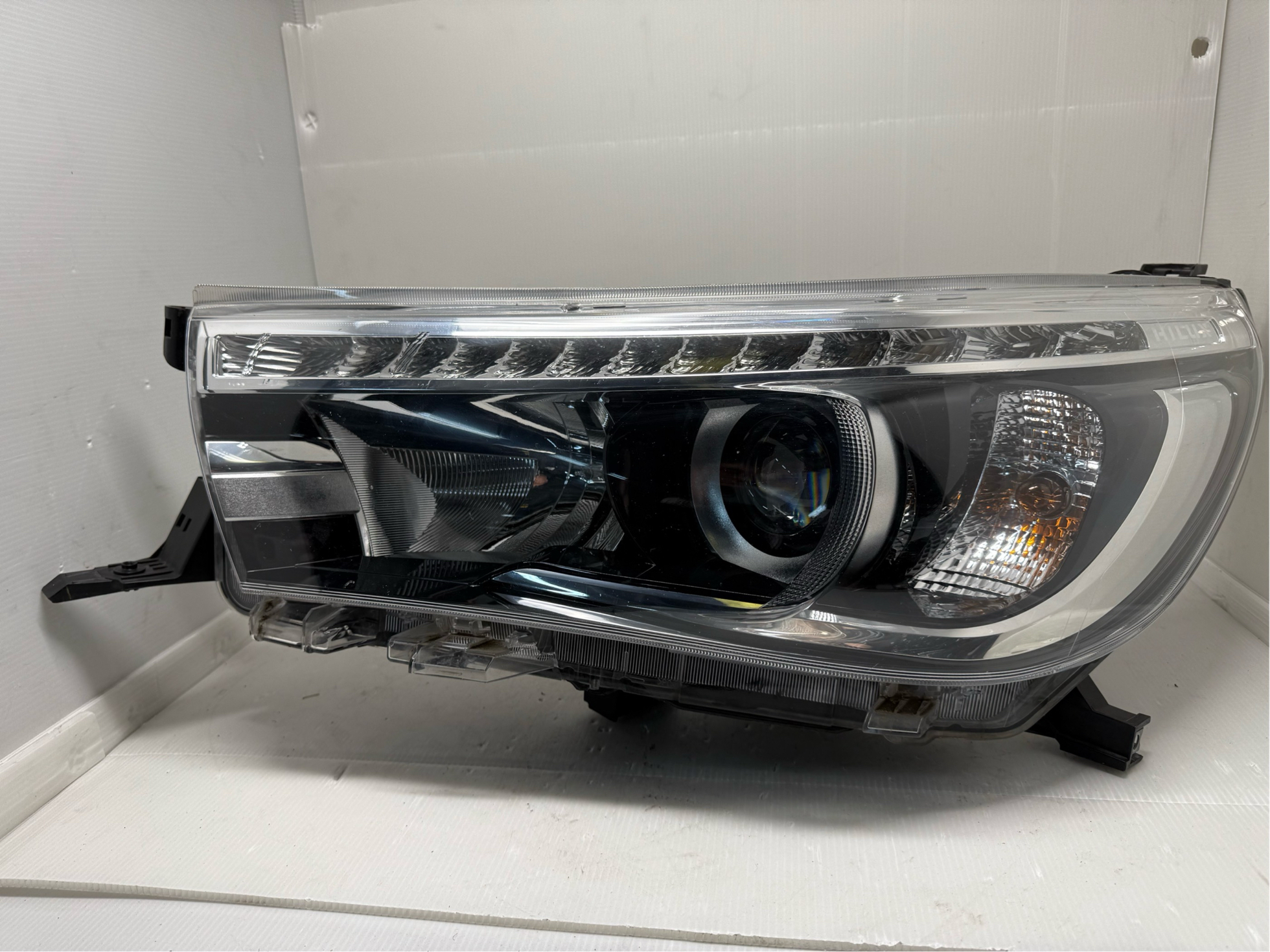 Toyota HILUX REVO 2015-2019 LED L.H.S HEADLIGHT GENUINE