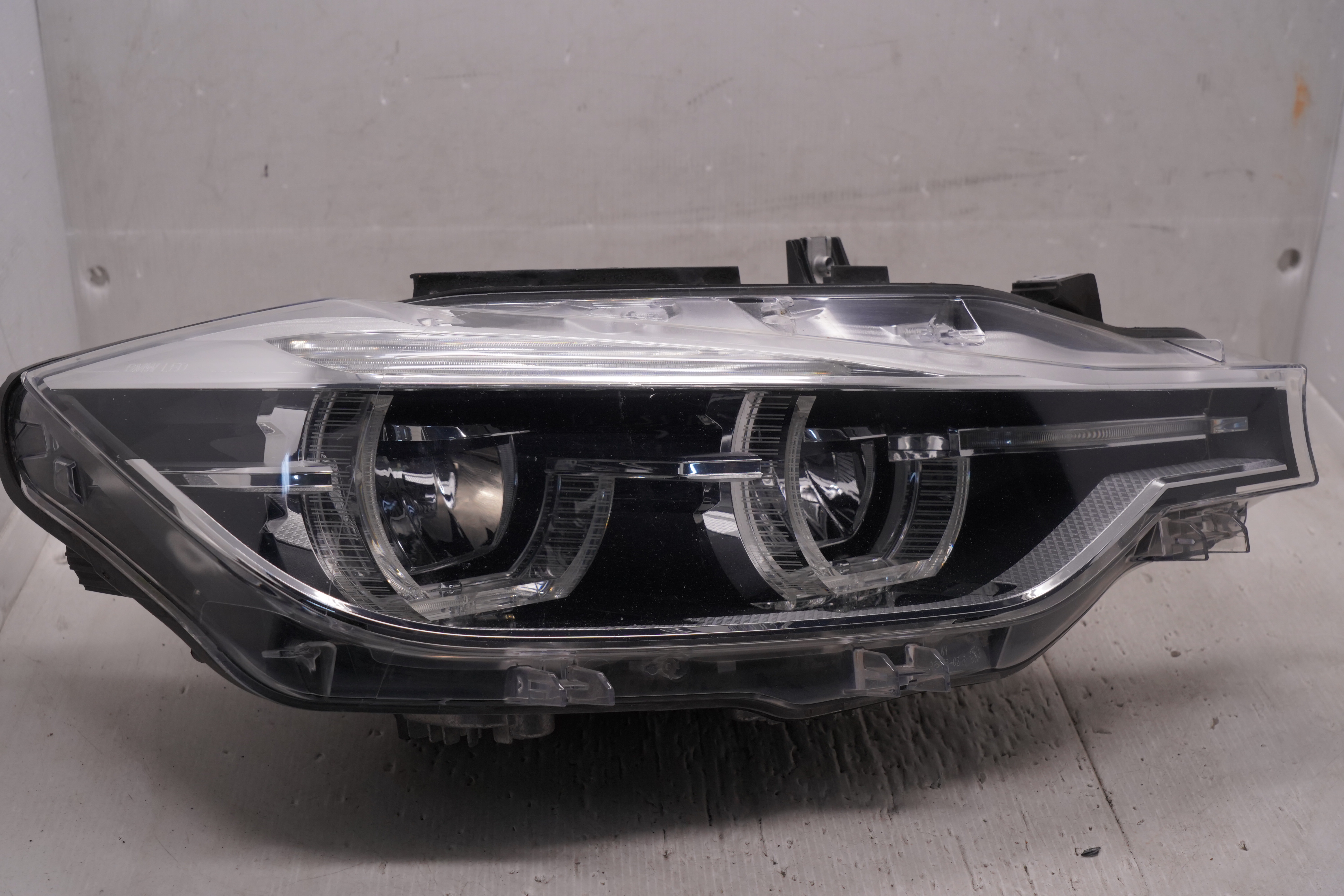 BMW 3 SERIES F30 F31 F35 2015-2018 LED R.H.S HEADLIGHT GENUINE