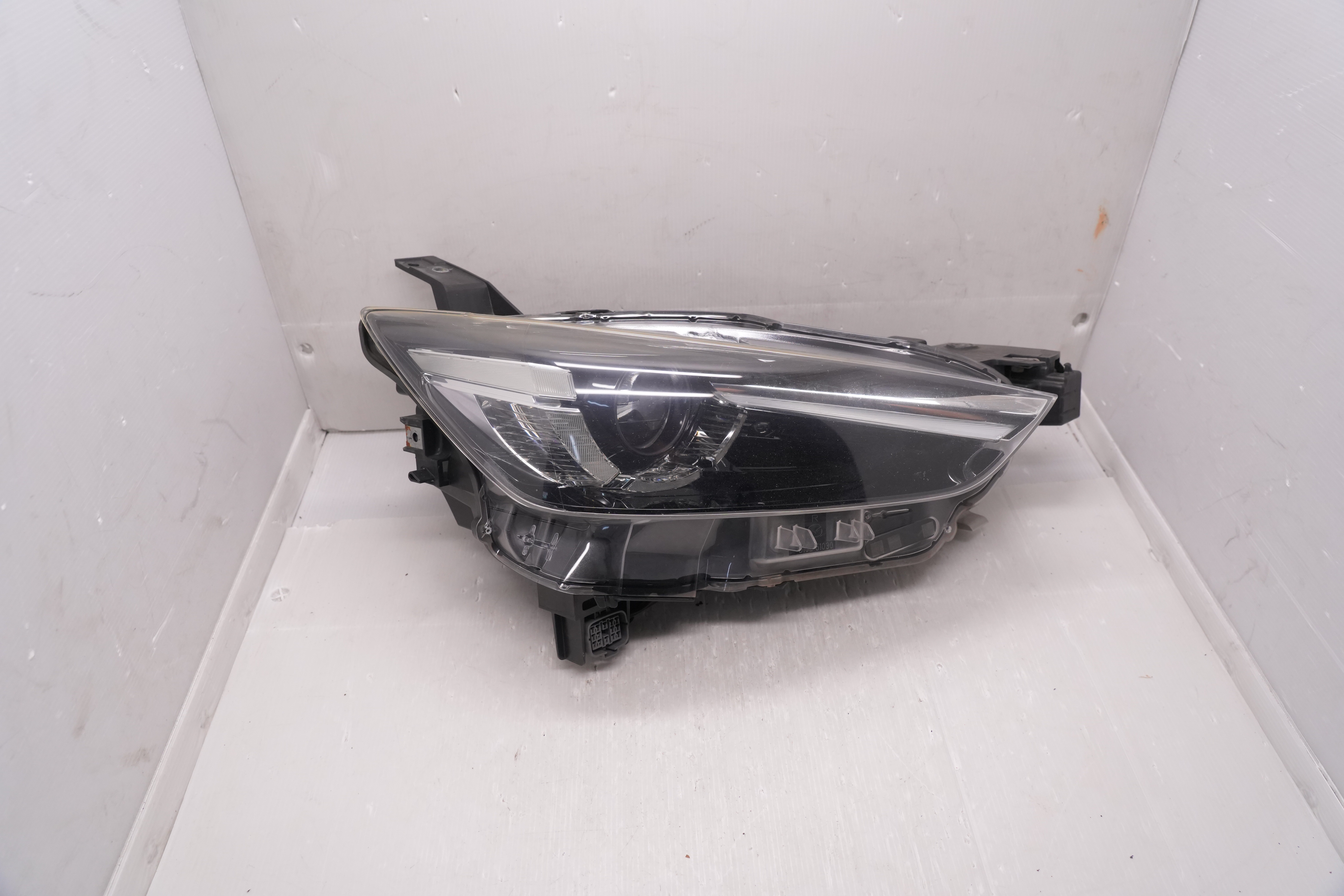 MAZDA CX-3 2016-2018 LED R.H.S HEADLIGHT GENUINE