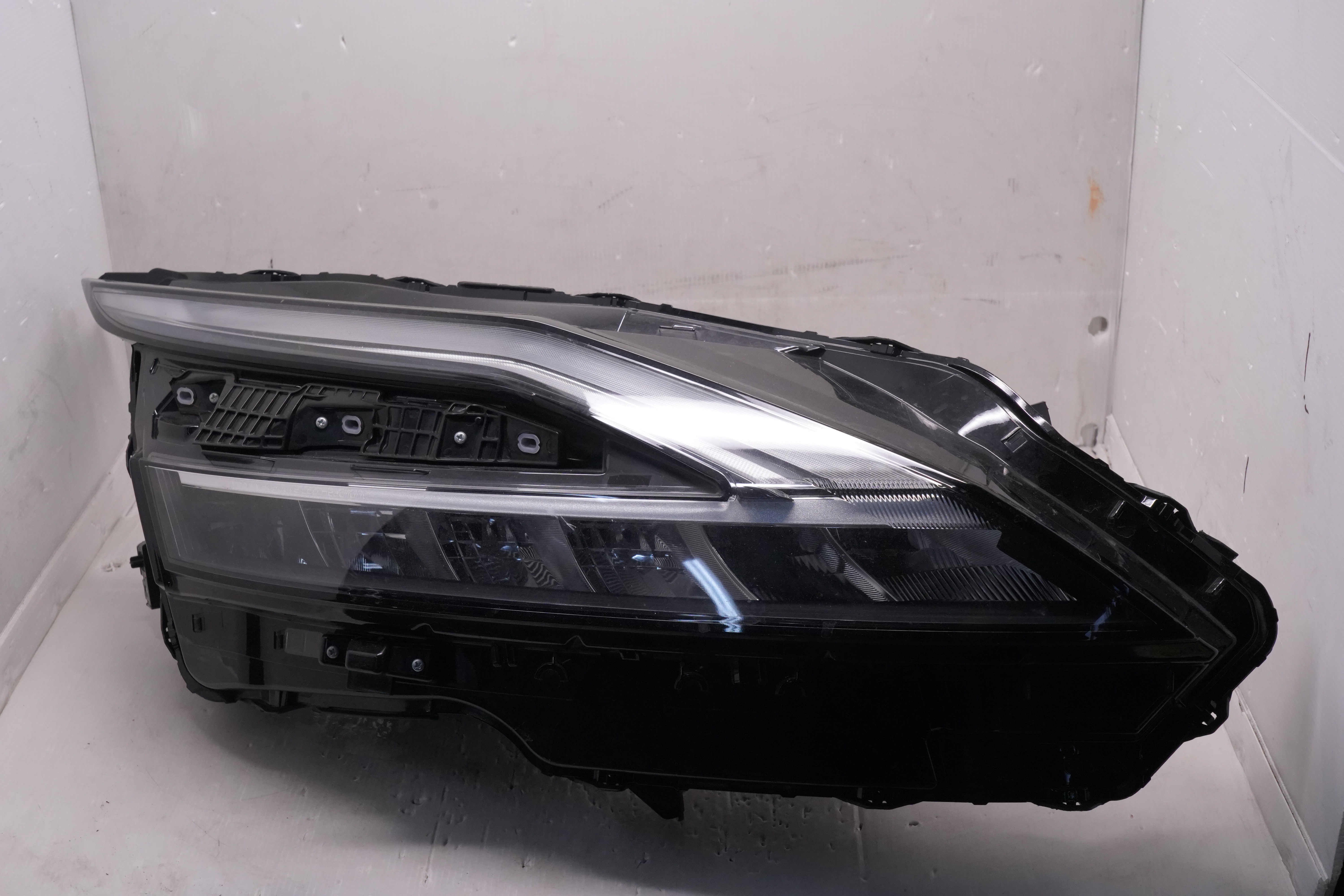 NISSAN QASHQAI MK3 J12 2021-2024 LED R.H.S HEADLIGHT GENUINE