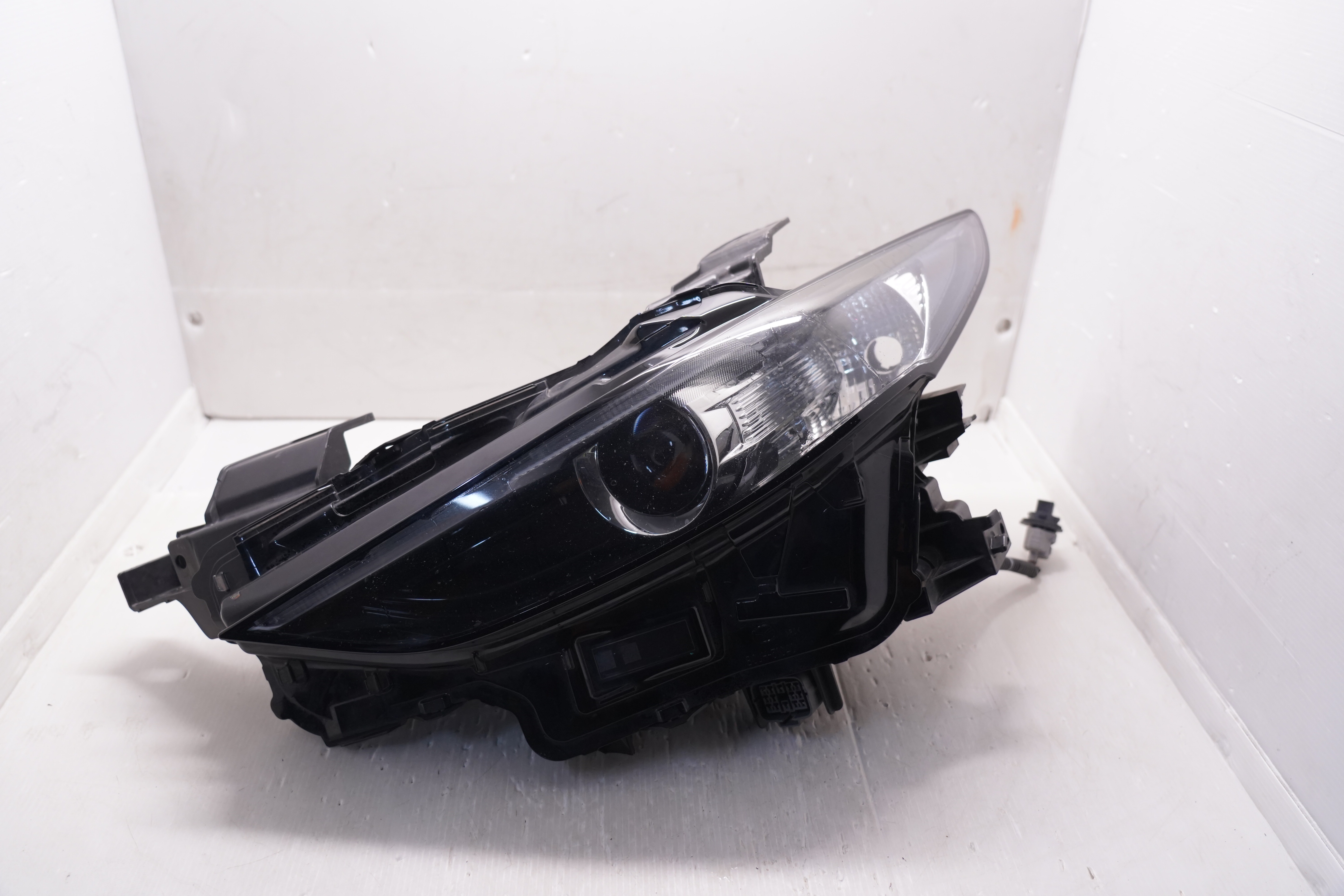 MAZDA 3 2019-2023 LED L.H.S HEADLIGHT GENUINE
