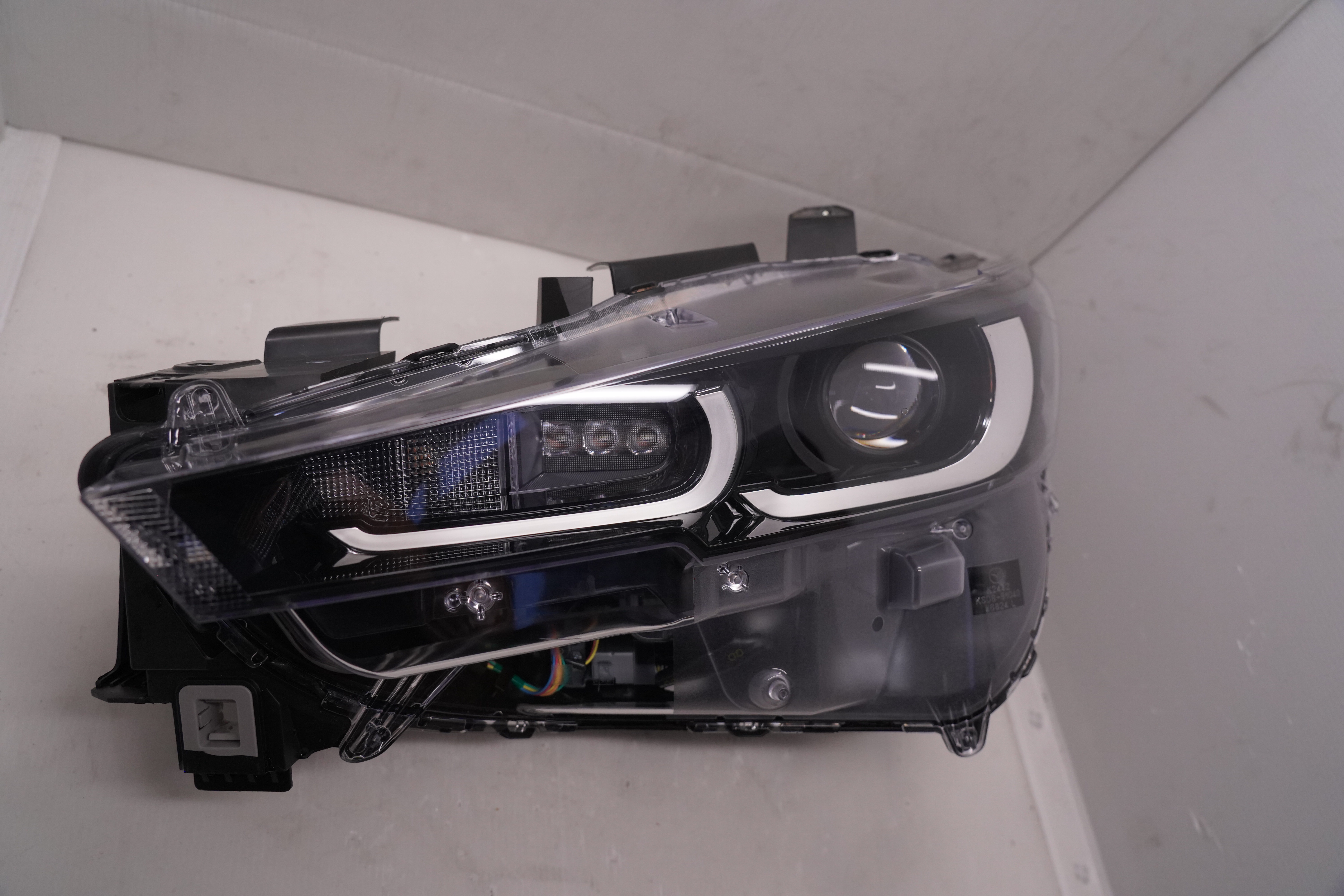 MAZDA CX-5 2022-2024 LED L.H.S HEADLIGHT GENUINE