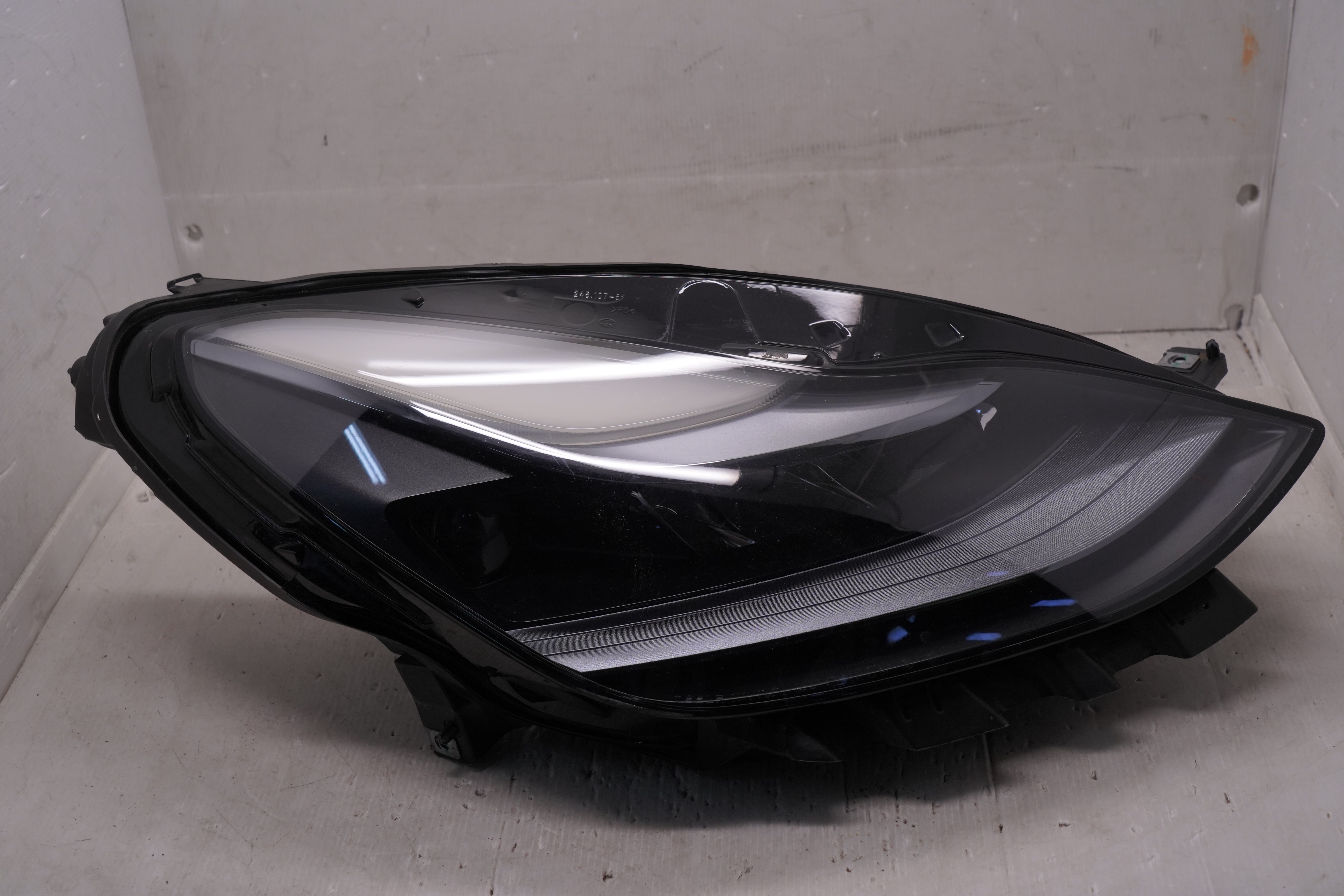 TESLA MODEL 3 2020-2022 LED R.H.S HEADLIGHT GENUINE