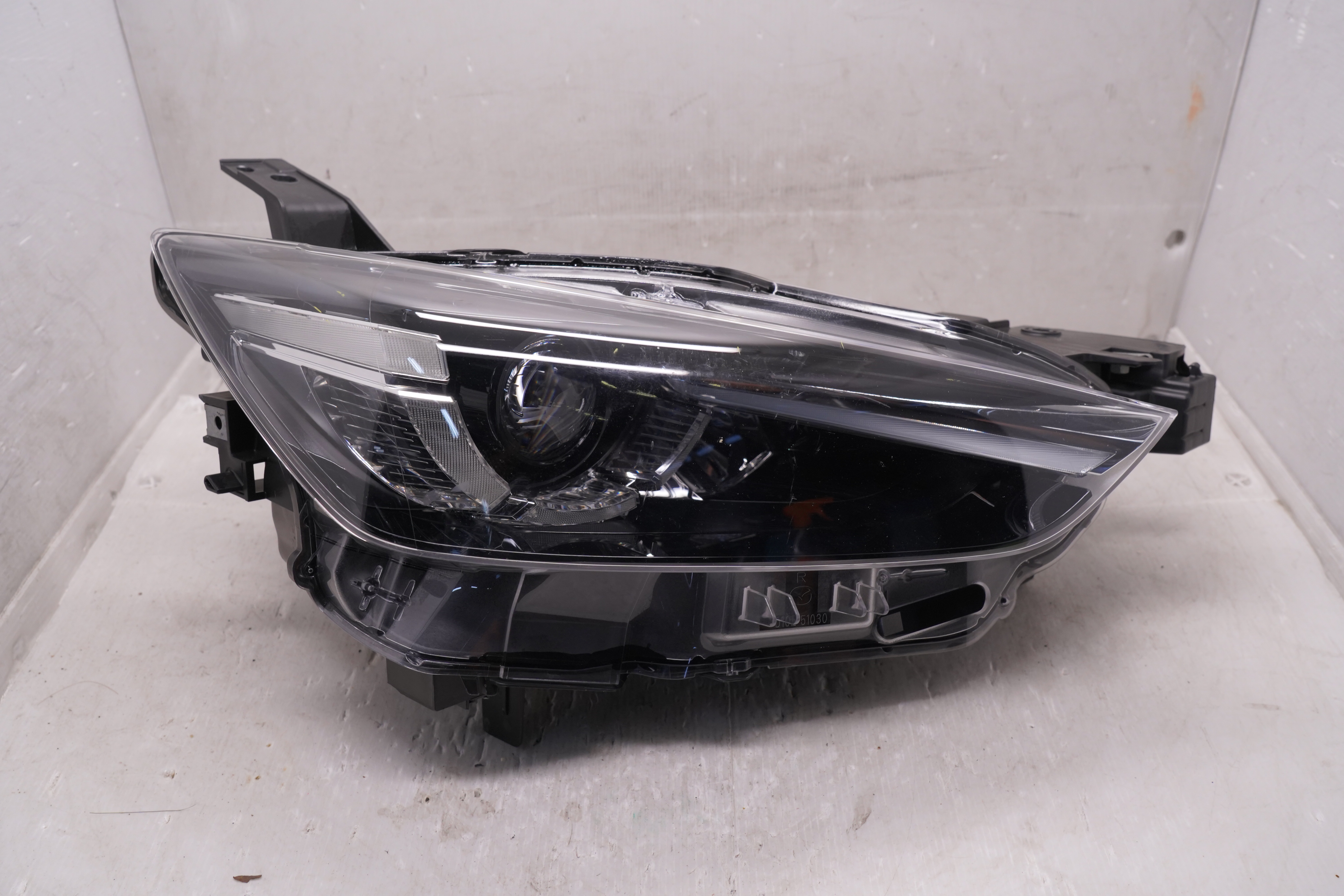 MAZDA CX-3 2016-2018 LED R.H.S HEADLIGHT GENUINE