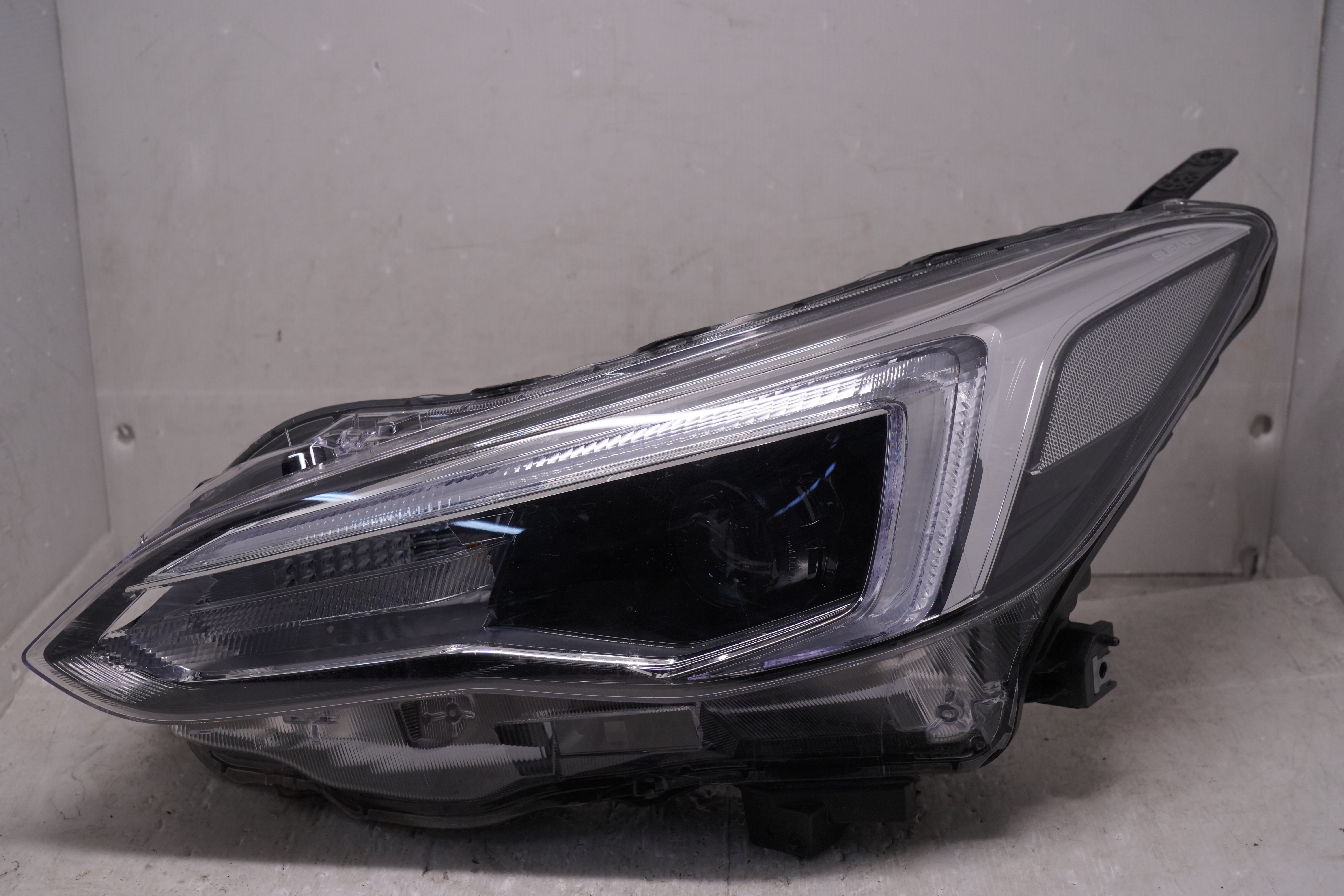 SUBARU XV/IMPREZA 2020-2023 LENS LED L.H.S HEADLIGHT GENUINE