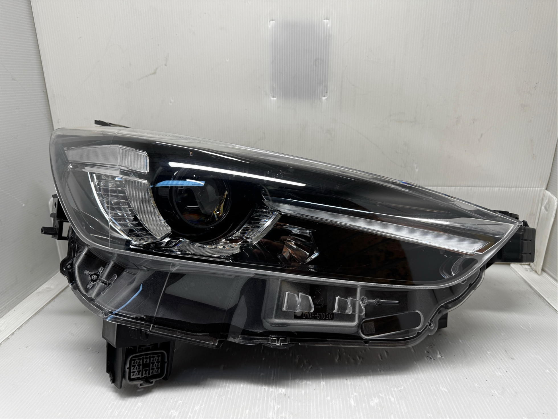 MAZDA CX-3 2016-2018 LED R.H.S HEADLIGHT GENUINE