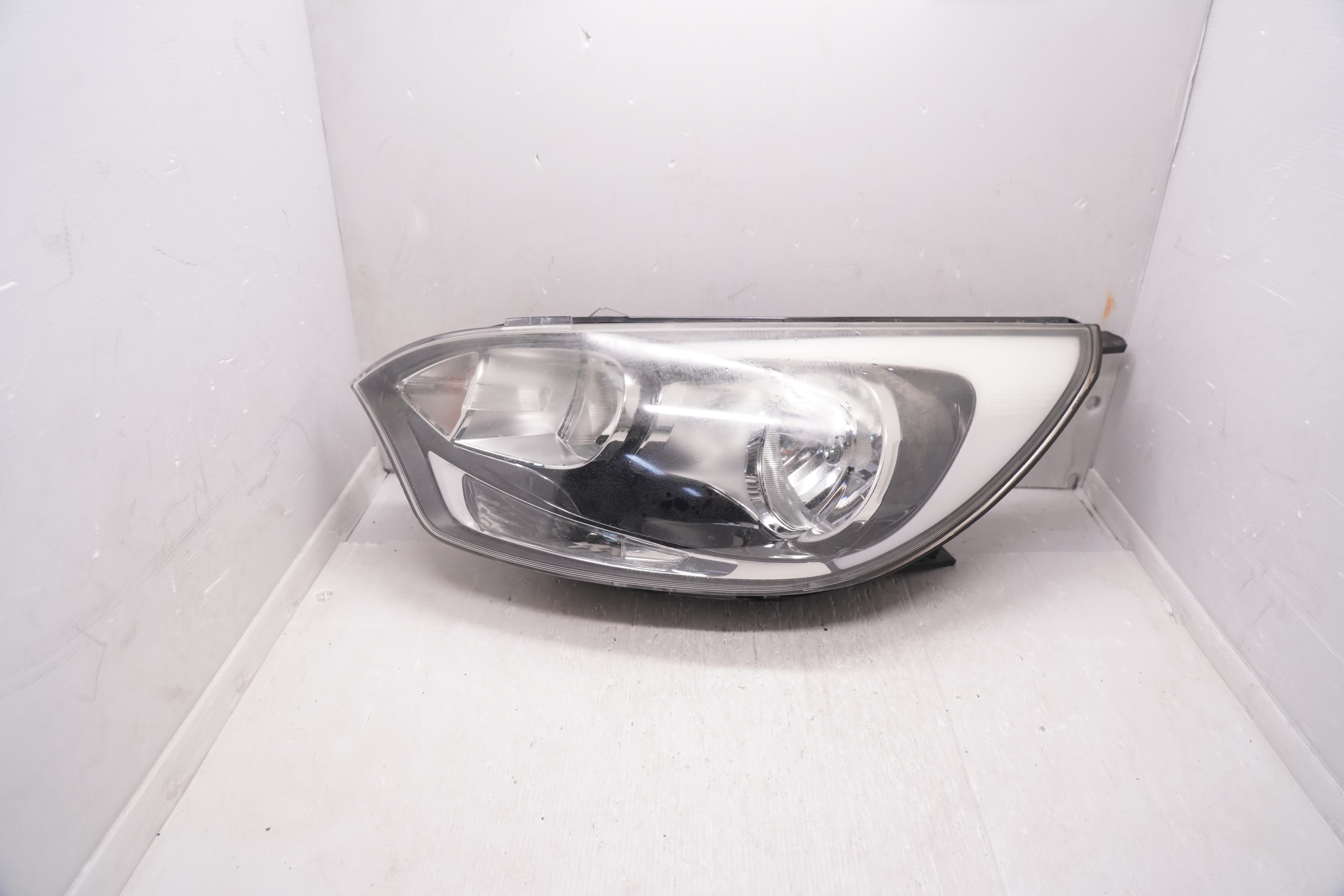 KIA RIO 2012-2017 HALOGEN L.H.S HEADLIGHT GENUINE