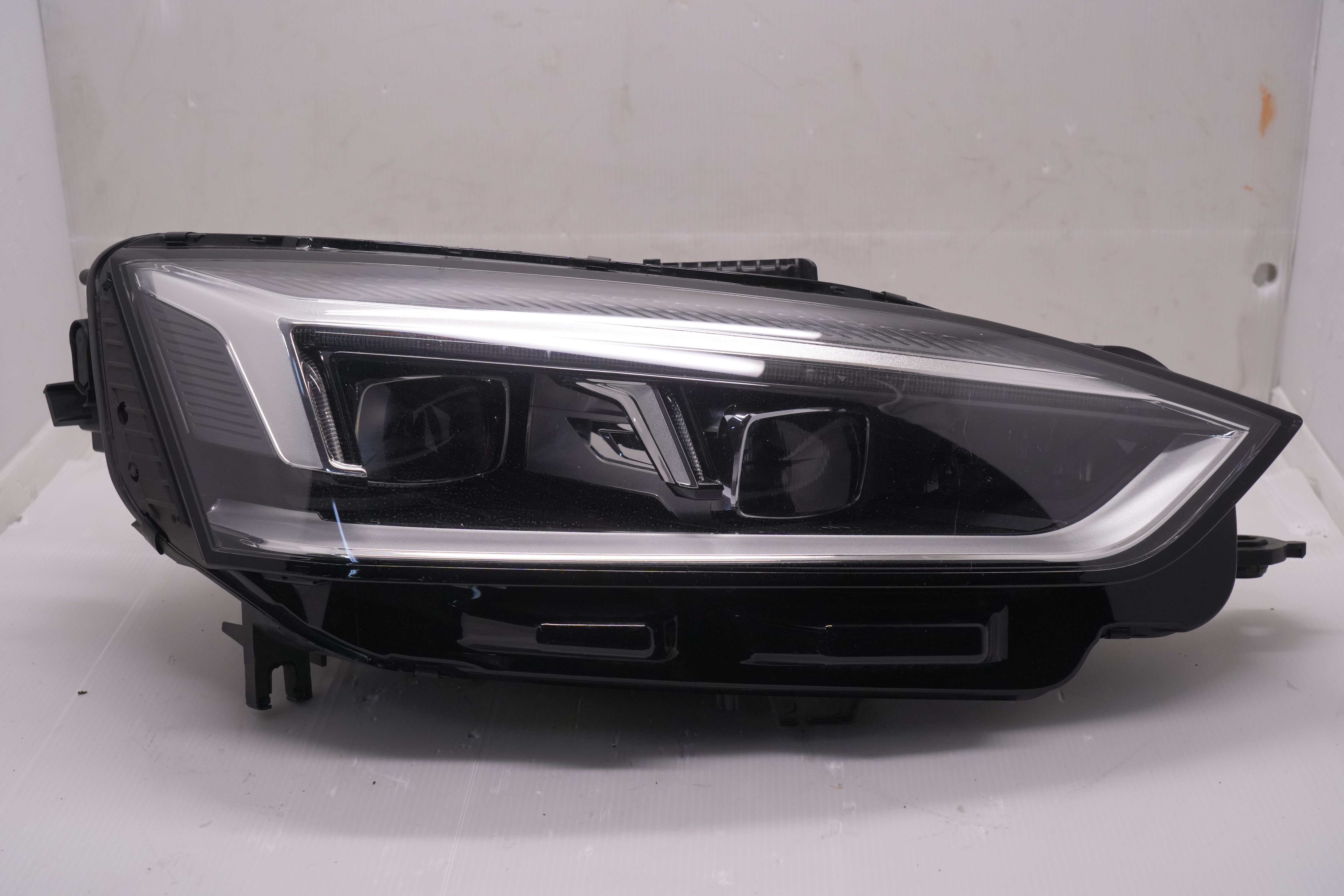AUDI A5 RS5 2016-2019 LED R.H.S HEADLIGHT GENUINE
