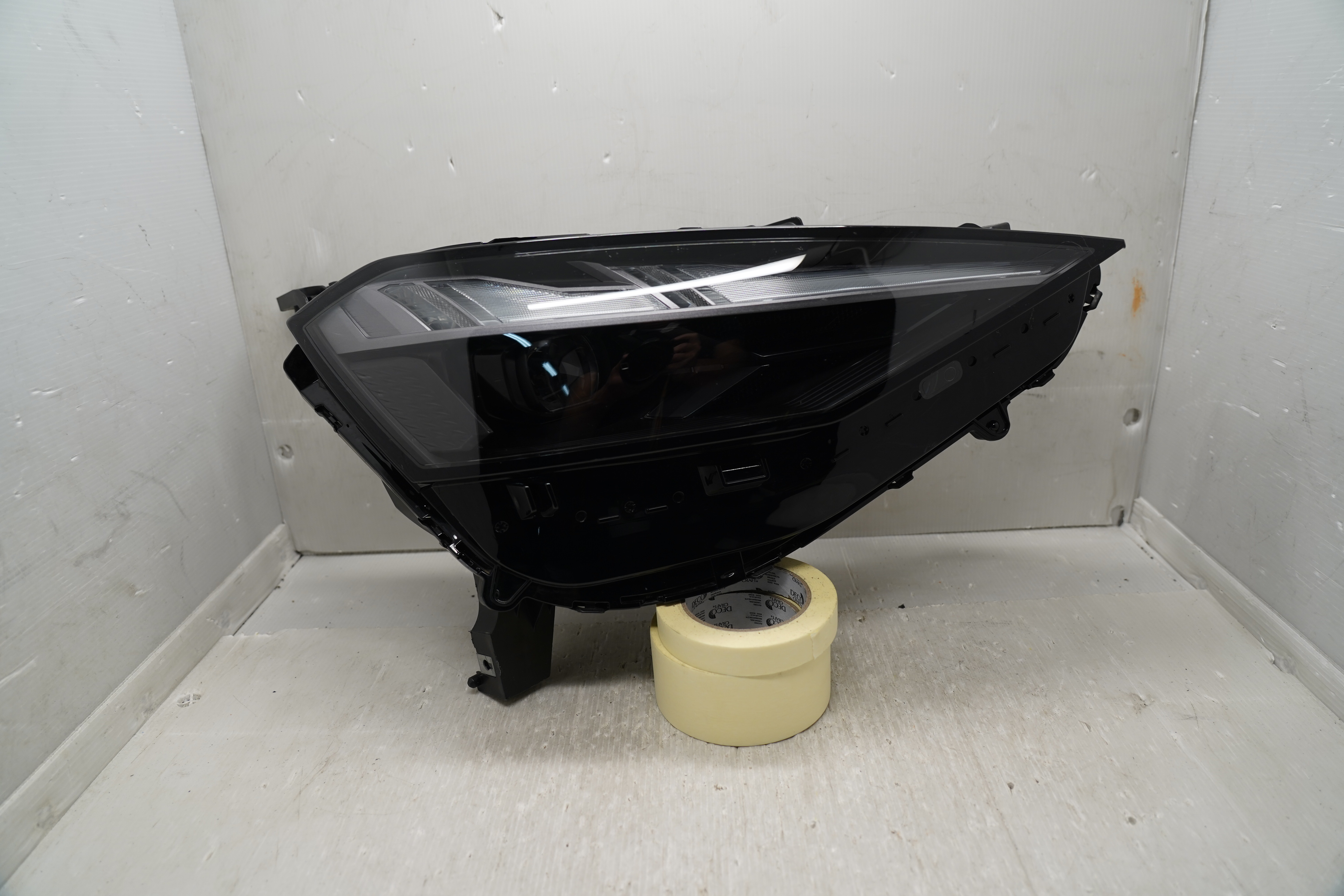 ISUZU MU-X 2025 LED R.H.S HEADLIGHT GENUINE